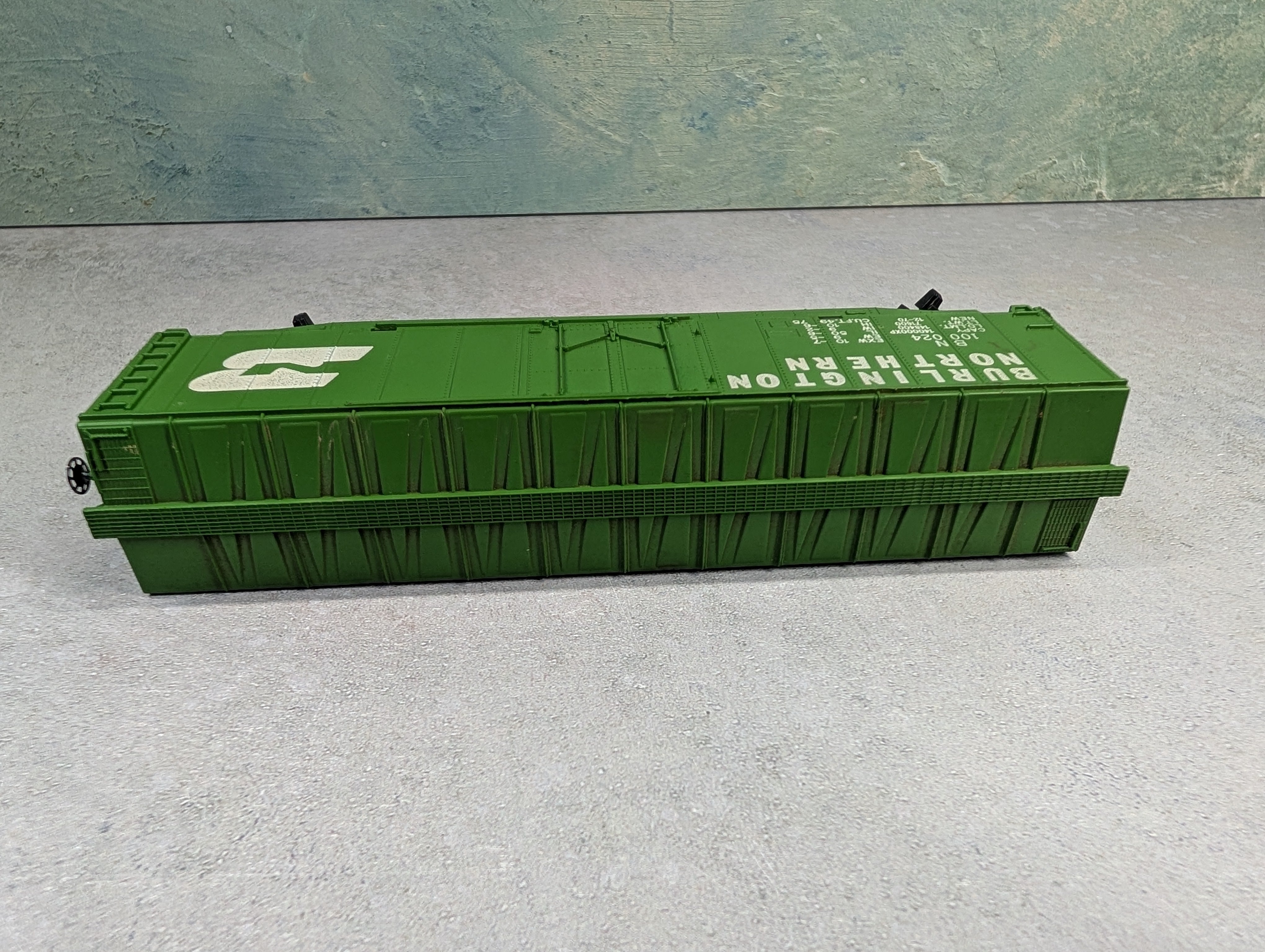 USED Tyco HO Scale 50' Box Car Burlington Northern BN #100024