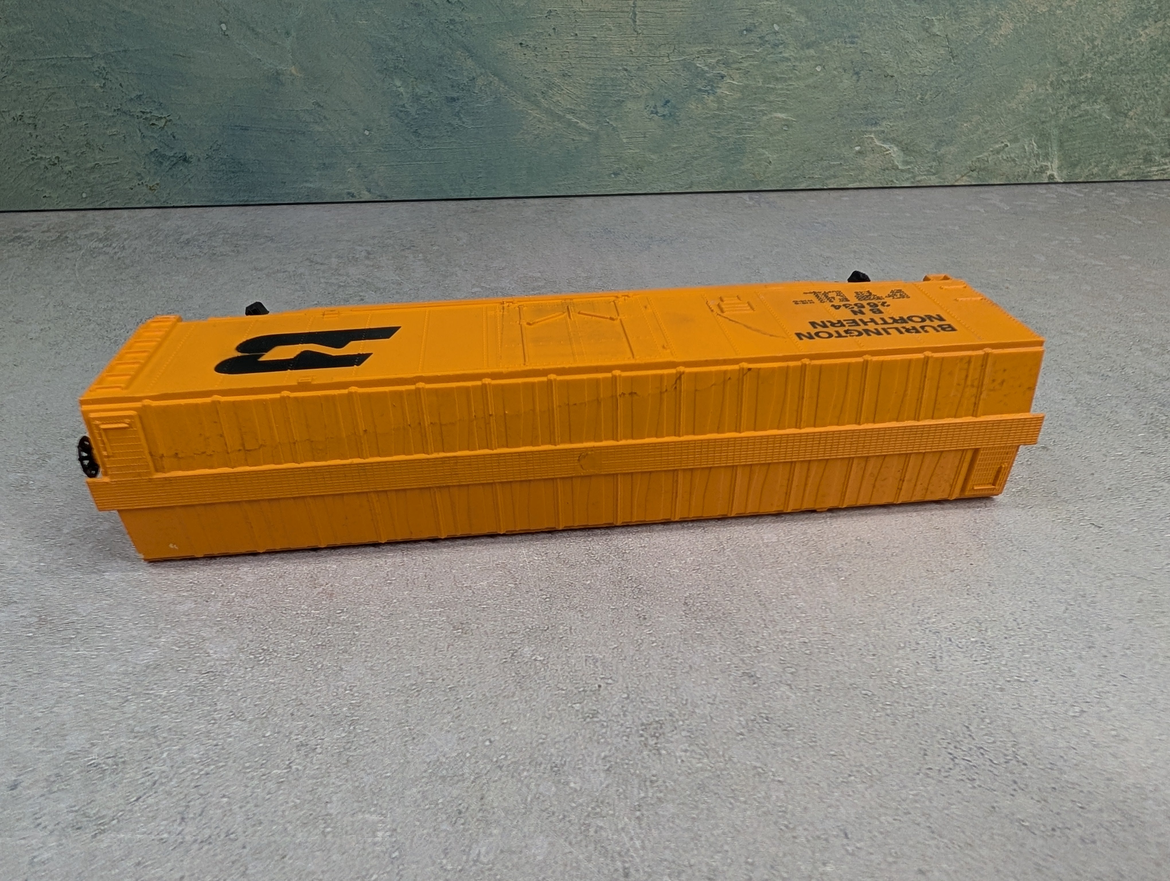 USED Bachmann HO Scale 50' Box Car Burlington Northern BN #26534