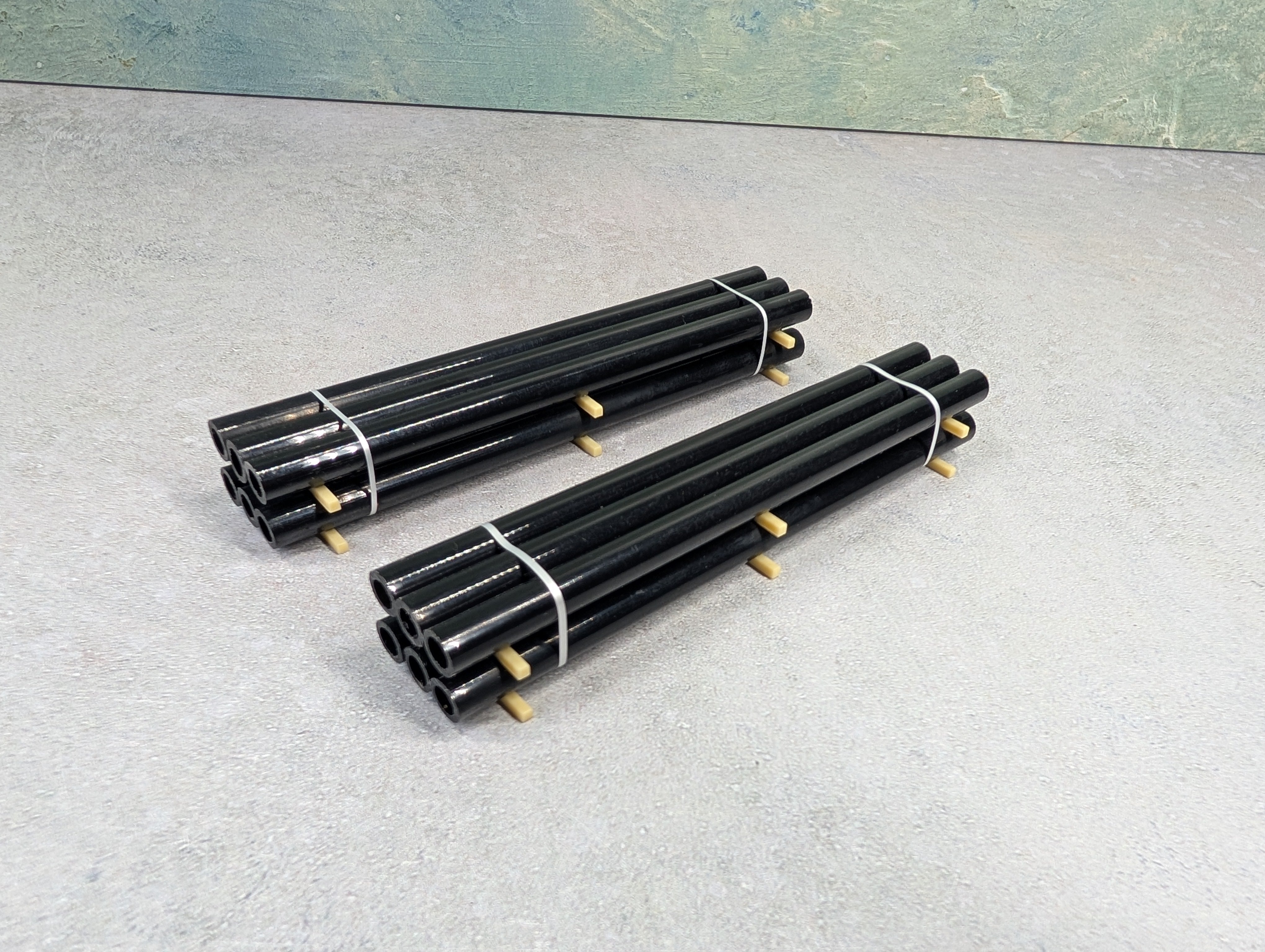 USED HO Scale Pipe Loads for Gondola
