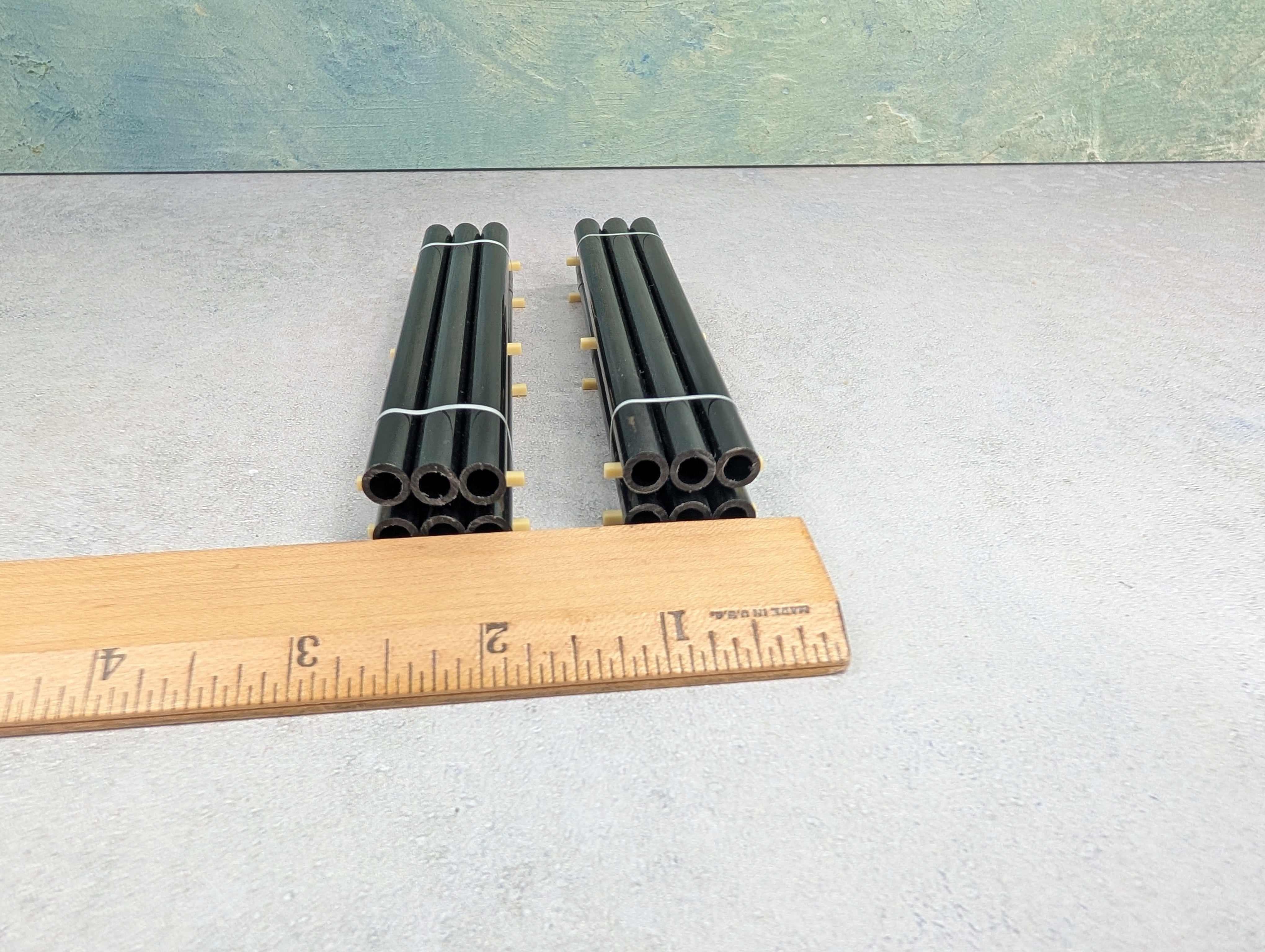 USED HO Scale Pipe Loads for Gondola