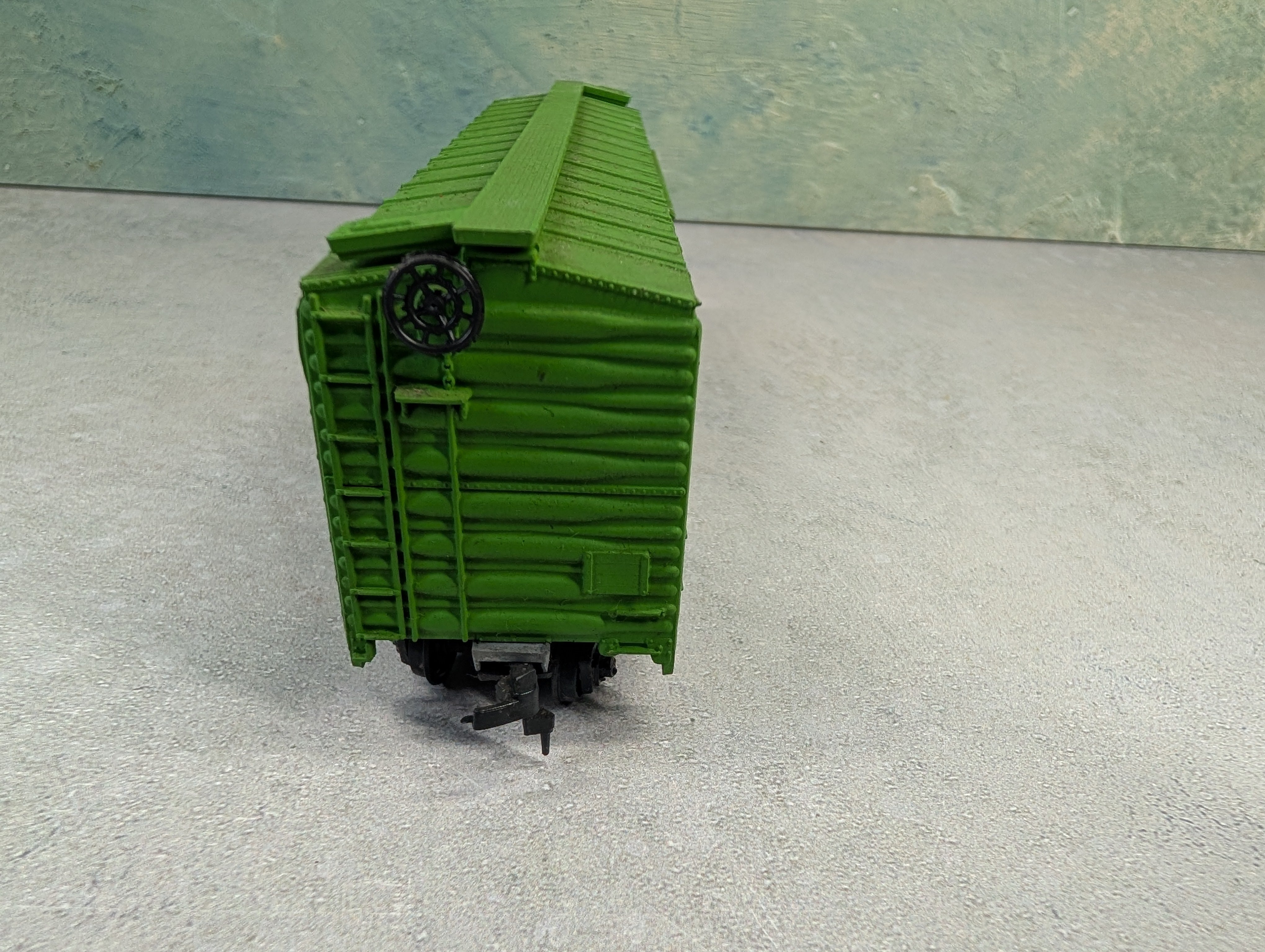 USED Roundhouse HO Scale 50' Box Car Evergreen EFCX #1474