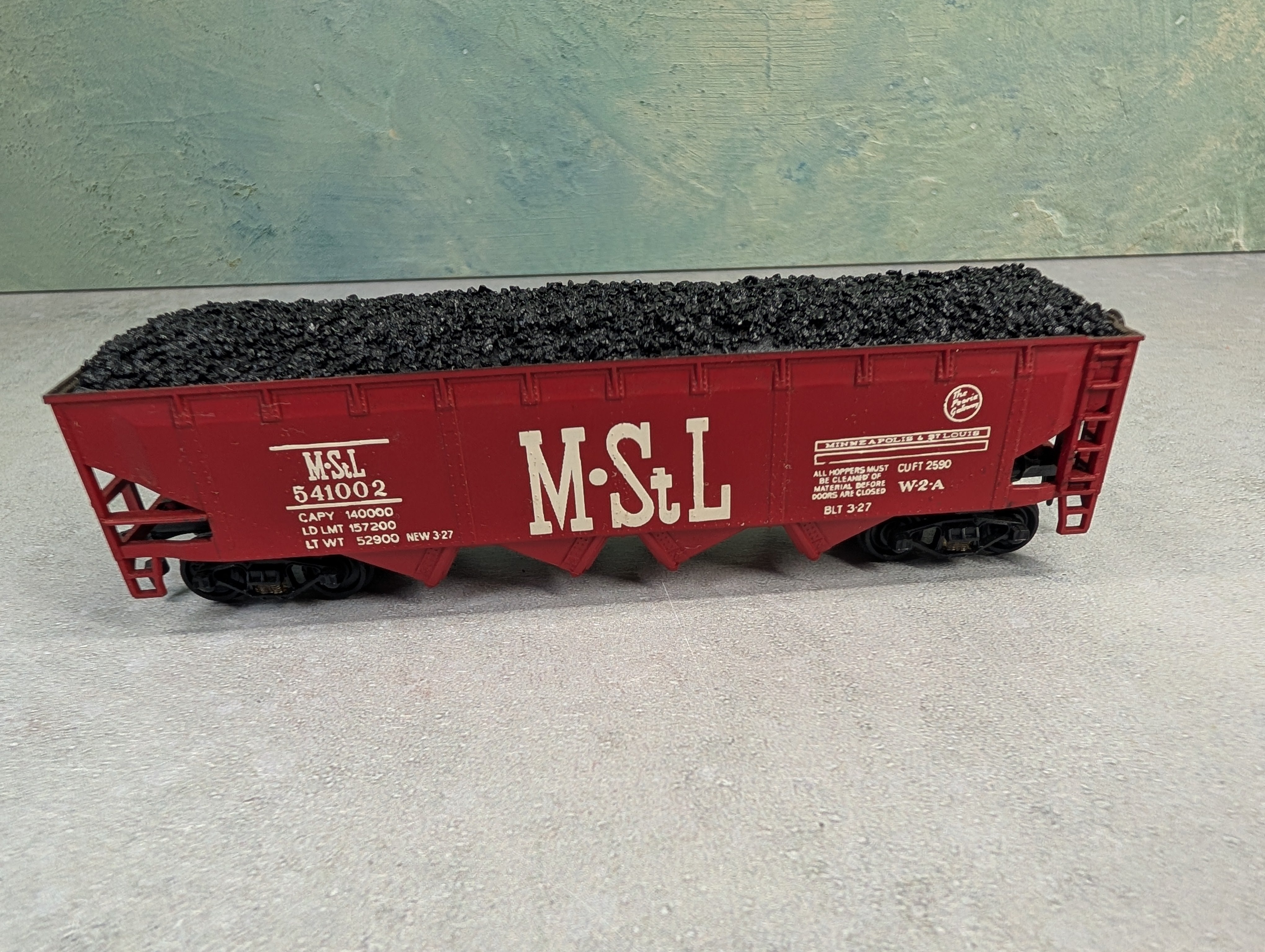 USED HO Scale Quad Hopper Minneapolis & St Louis MStL #541002 w/ Coal Load
