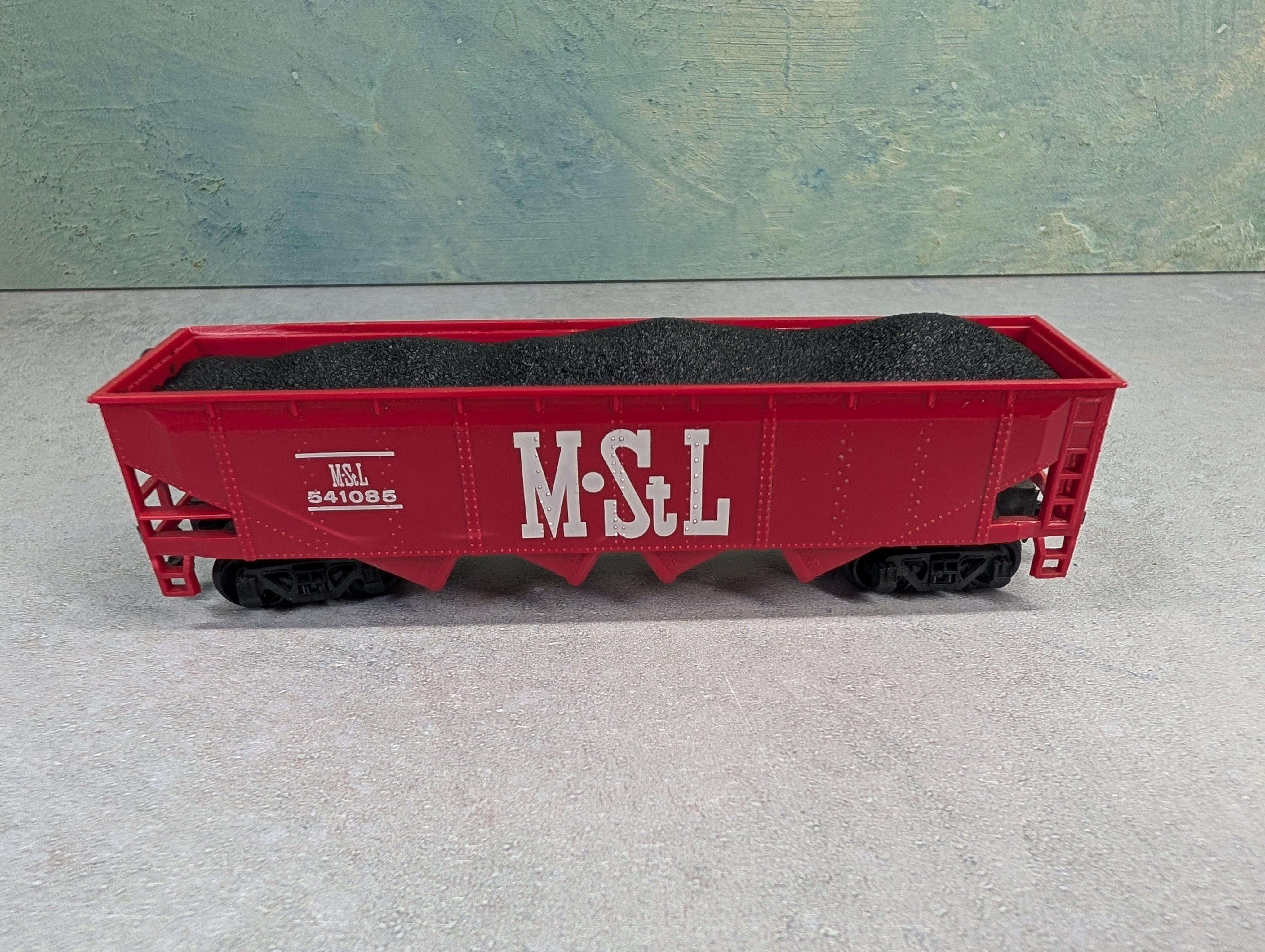 USED Bachmann HO Scale Quad Hopper Minneapolis & St Louis MStL #541085 Gearboxes & Coal