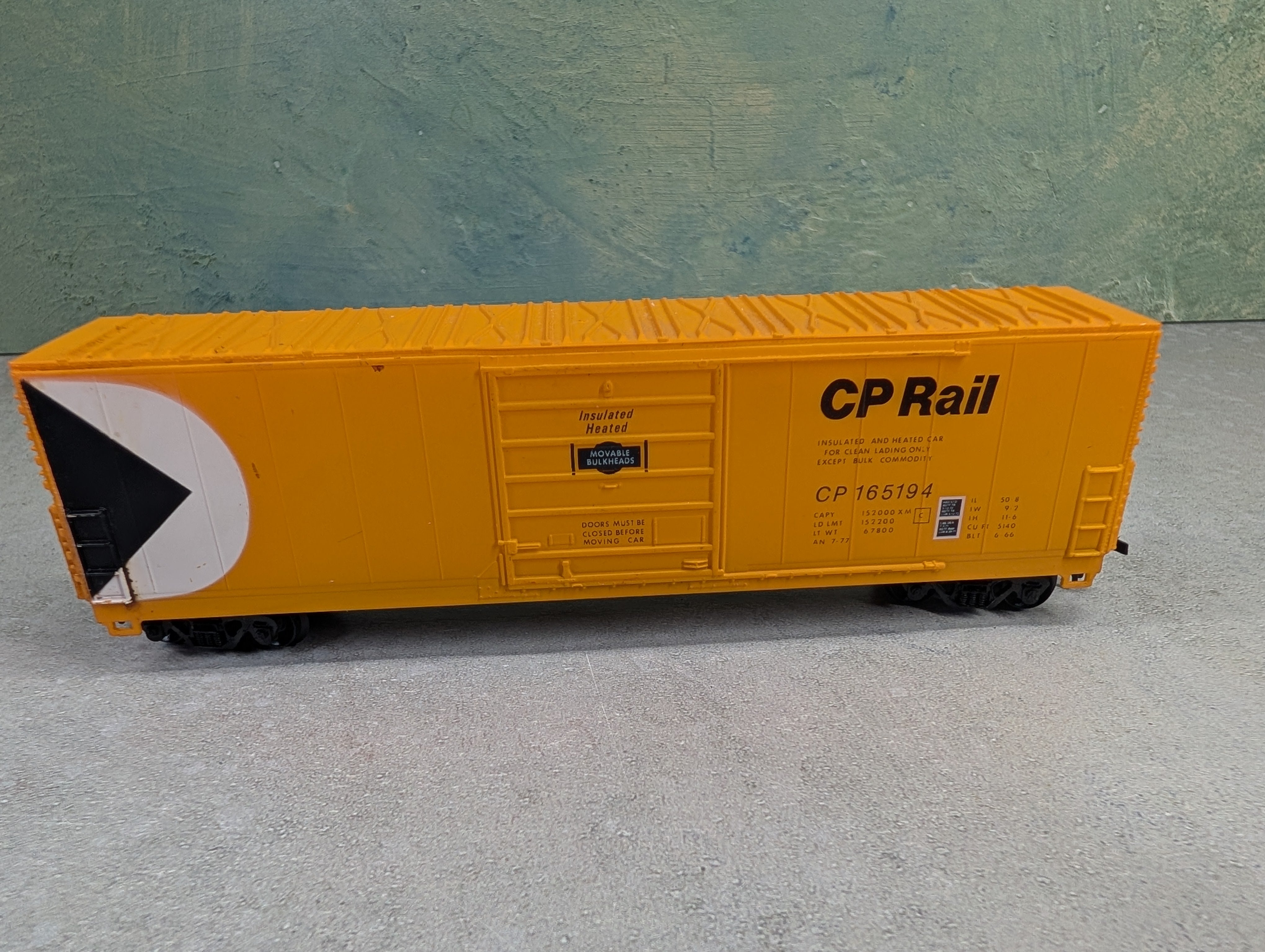 USED Life-Like HO Scale 50' Box Car Canadian Pacific CP #165194