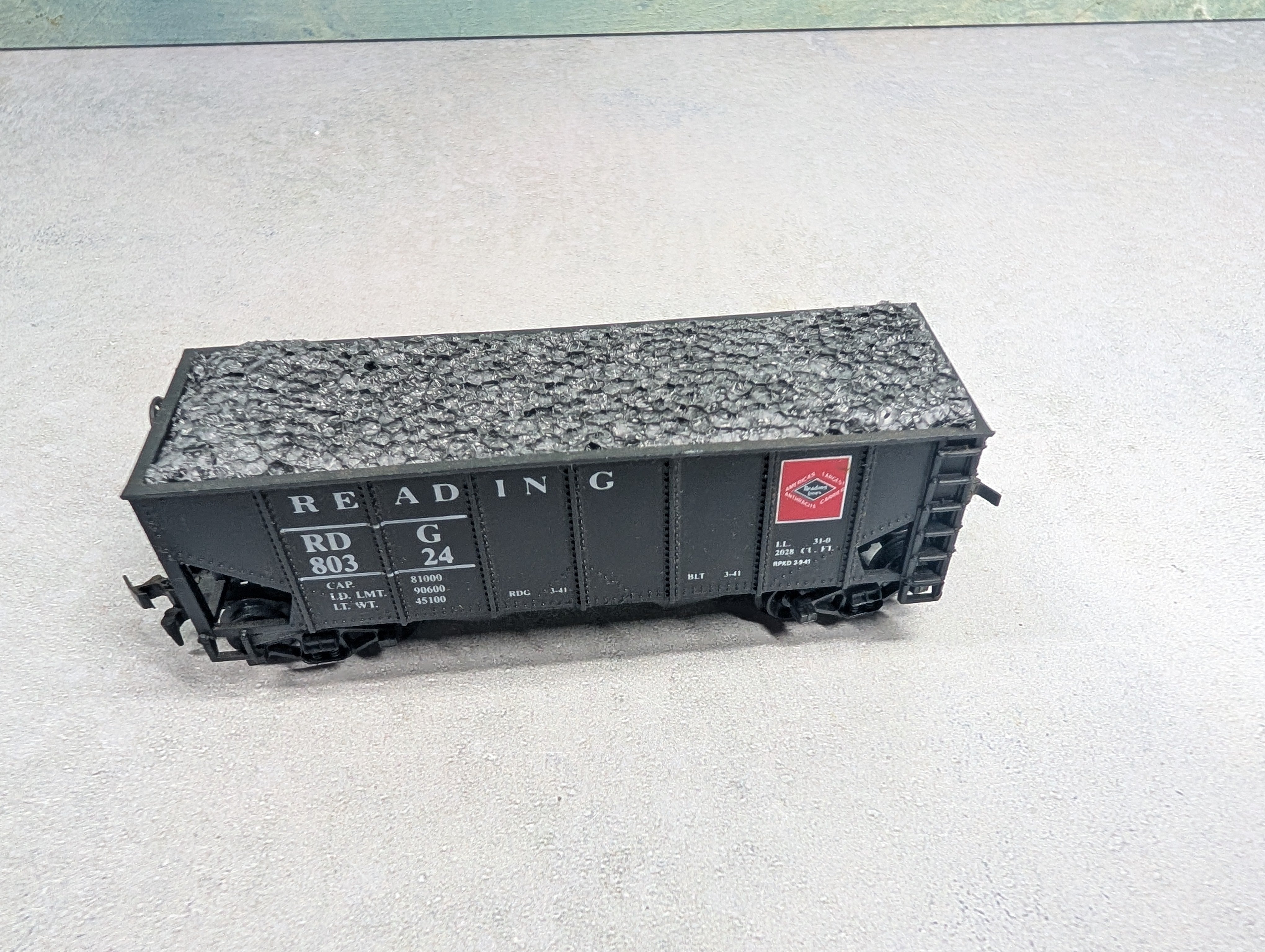 USED HO Scale 2 Bay Hopper Reading RDG #80324