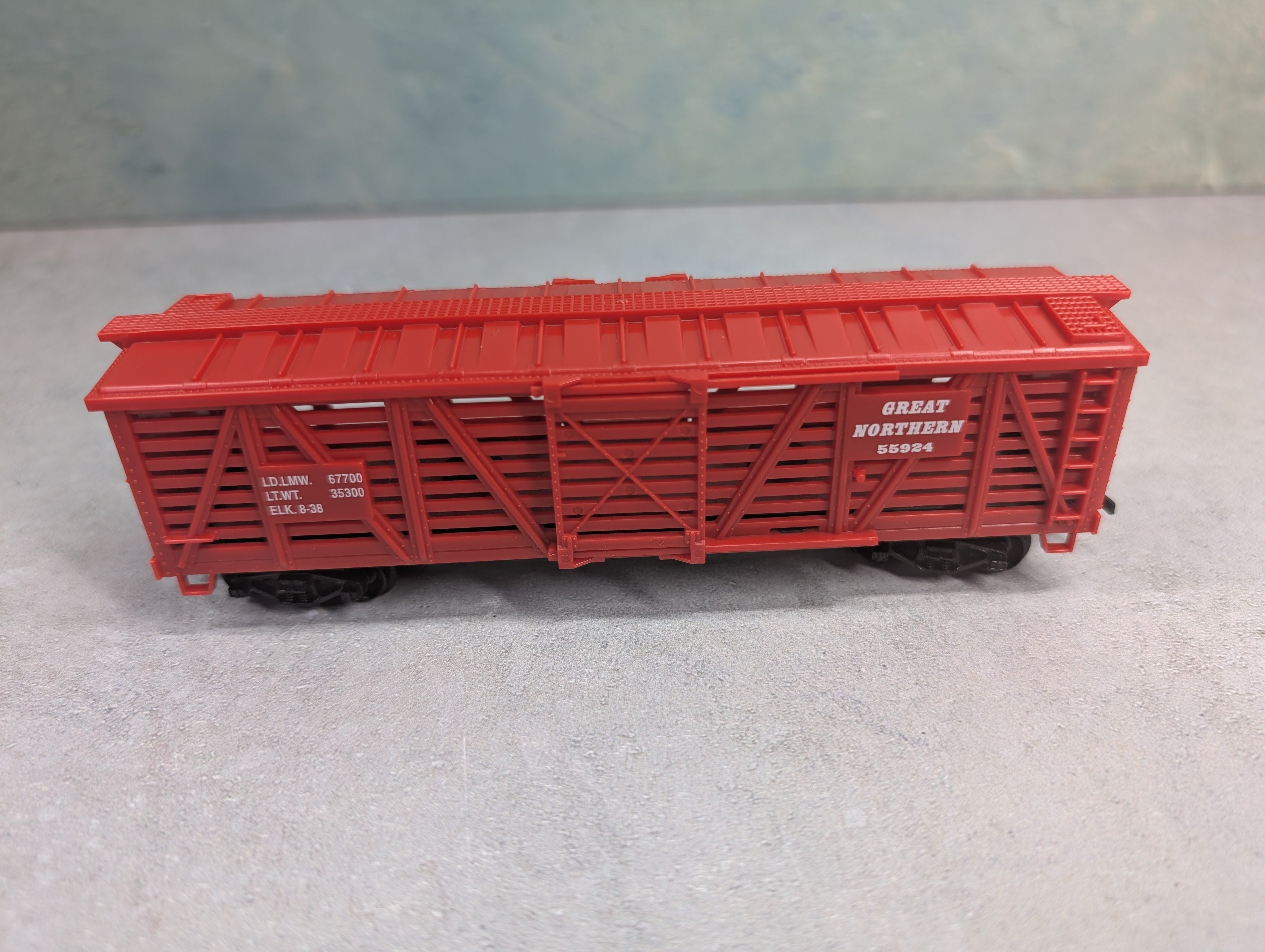 USED Life-Like HO Scale Cattle Stock Car Great Northern #55924