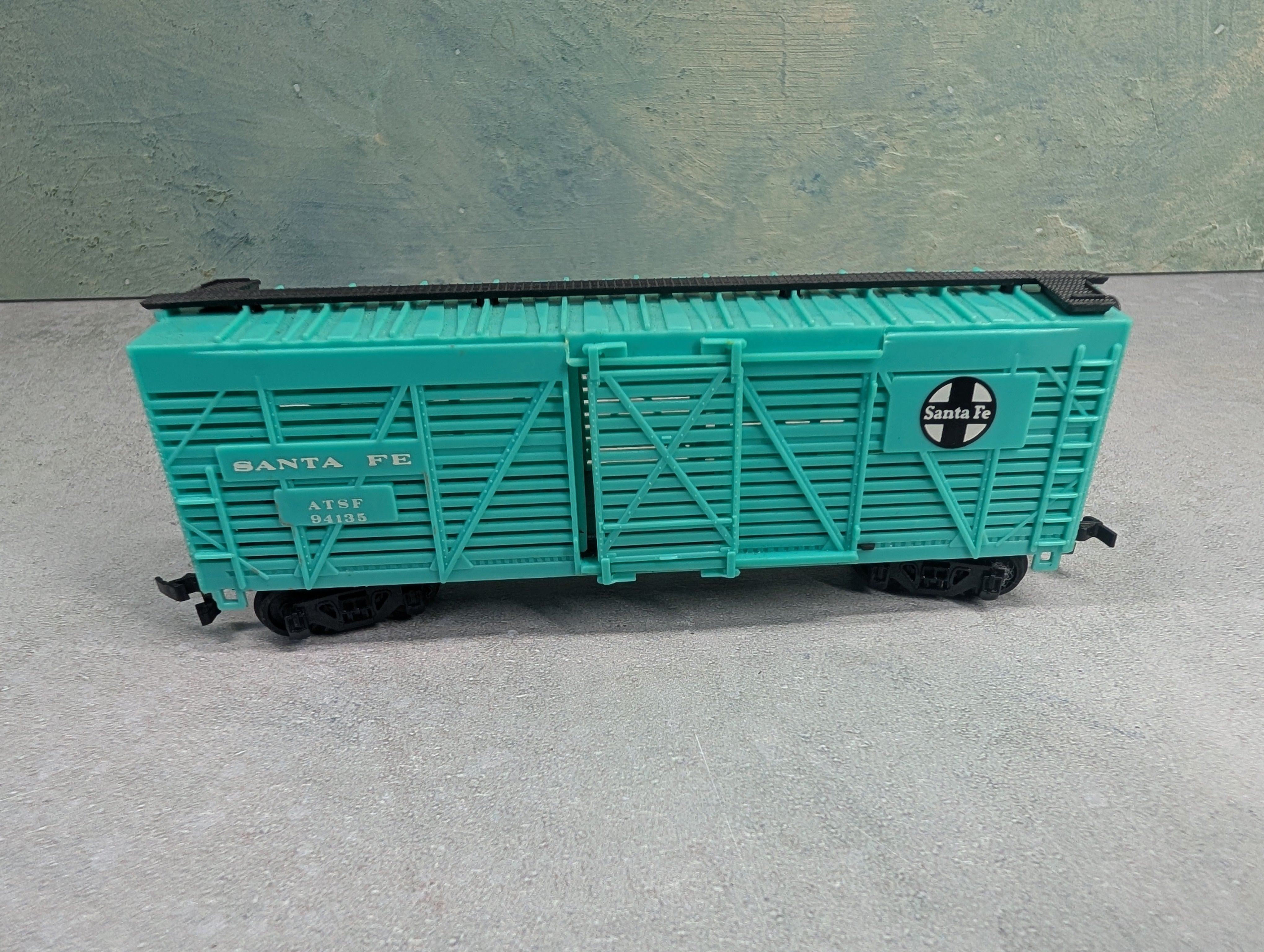 USED Bachmann HO Scale Cattle Stock Car Santa Fe ATSF #94135