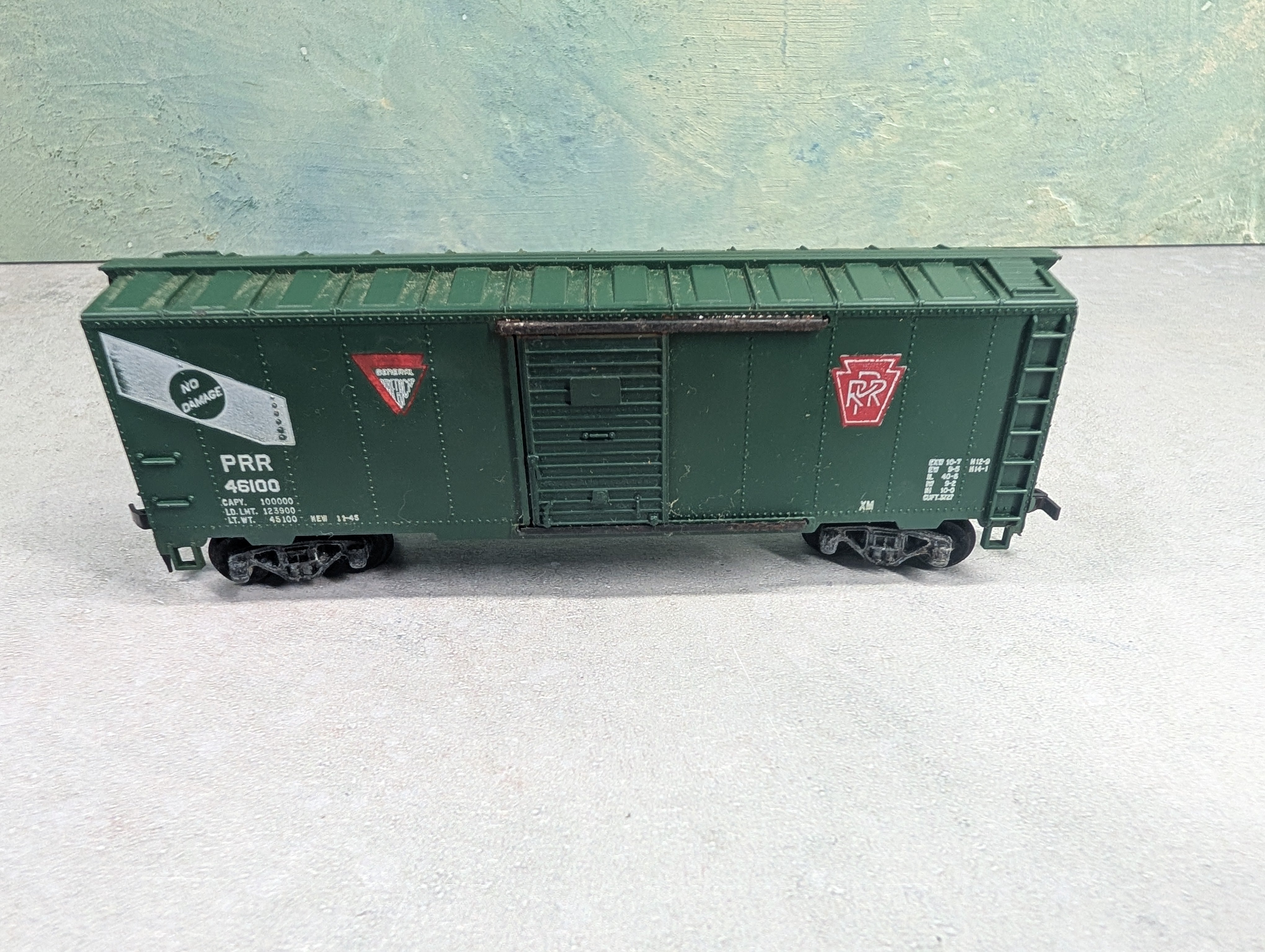 USED Mantua HO Scale 40' Box Car Pennsylvania PRR #46100