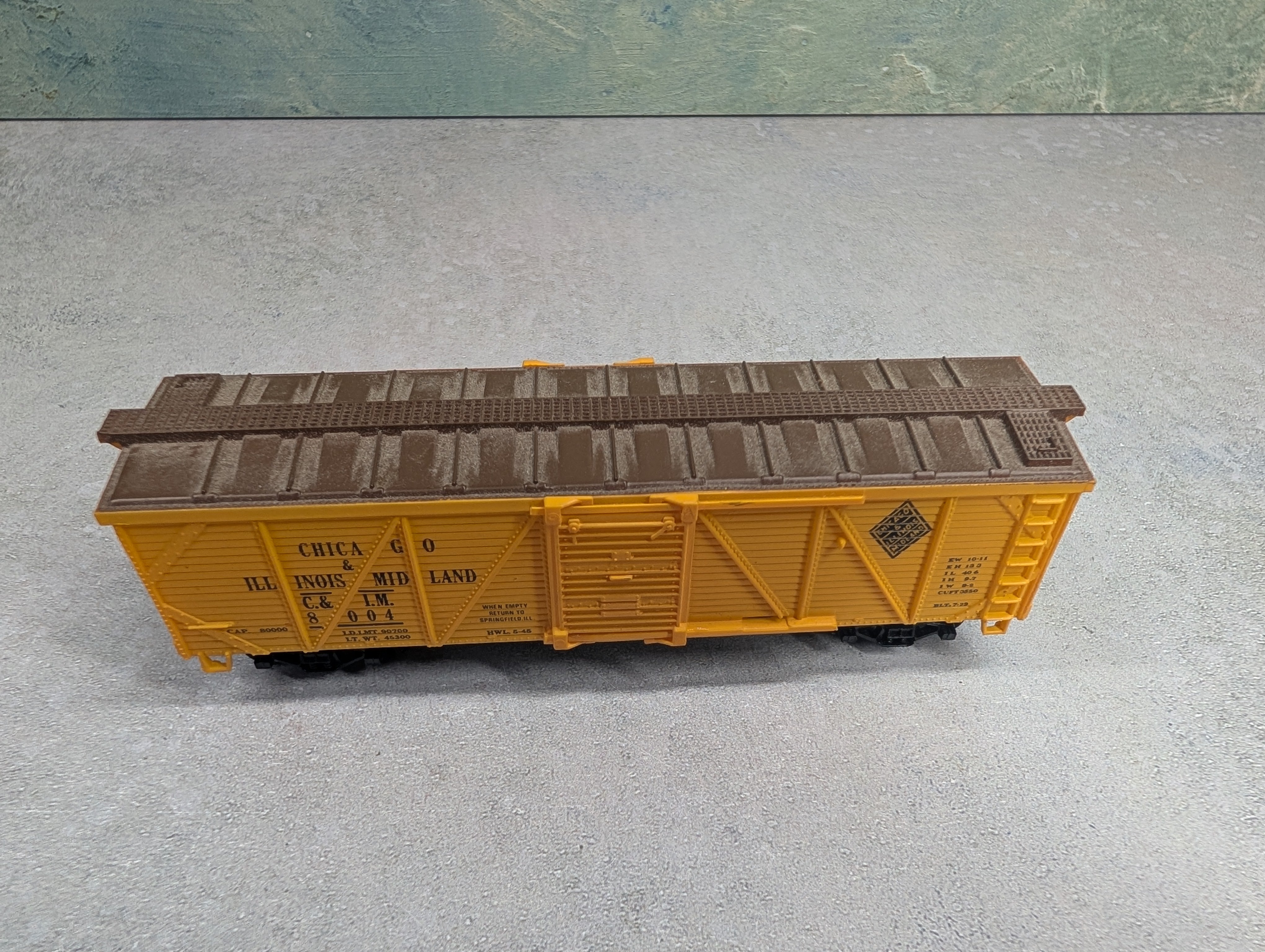 USED Life-Like HO Scale 40' Wooden Box Car Chicago and Illinois Midland C&IM #8004