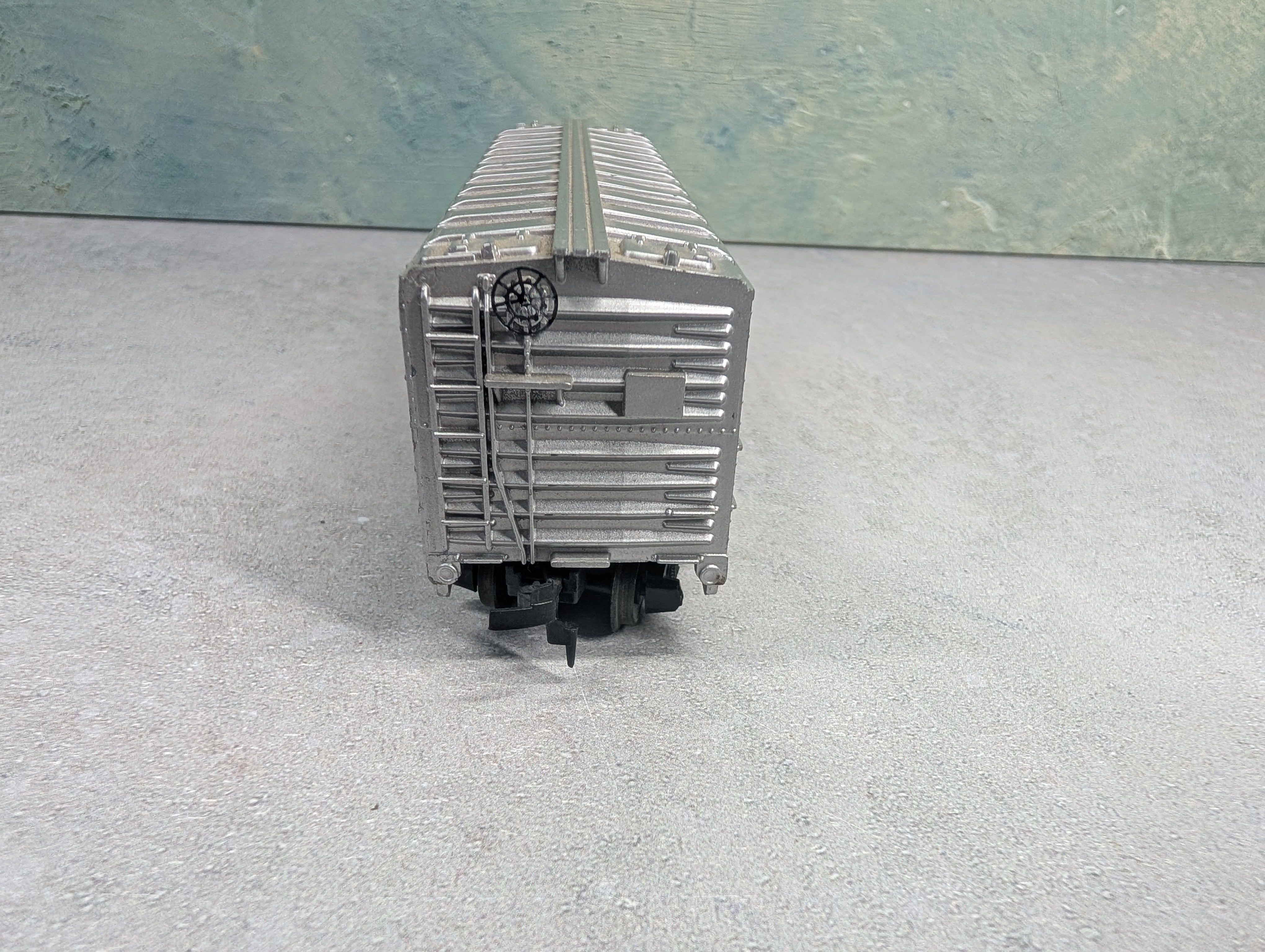 USED Tyco HO Scale 40' Box Car Swift SRLX #4226