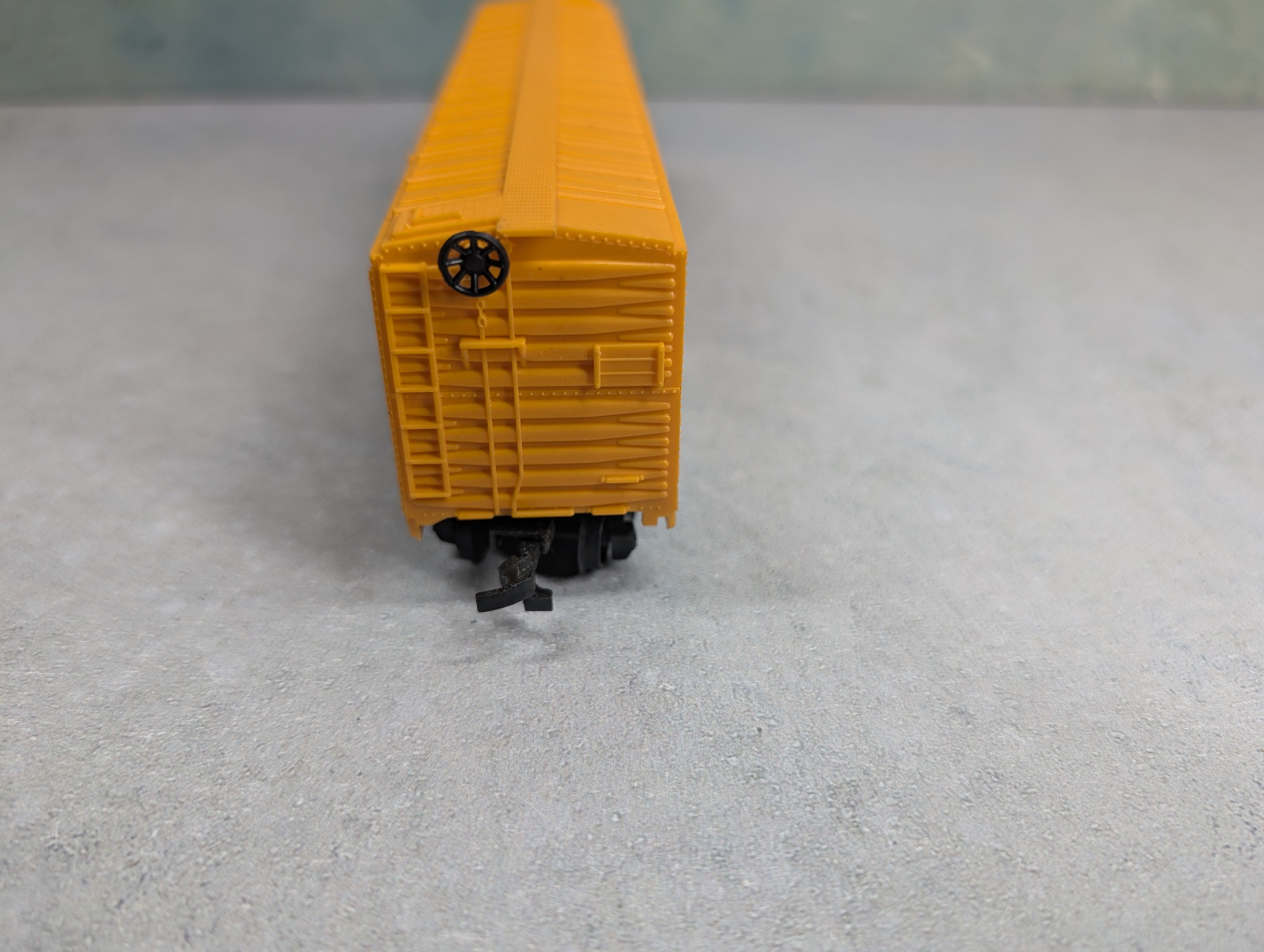 USED Bachmann HO Scale 50' Box Car Chessie System B&O #11098