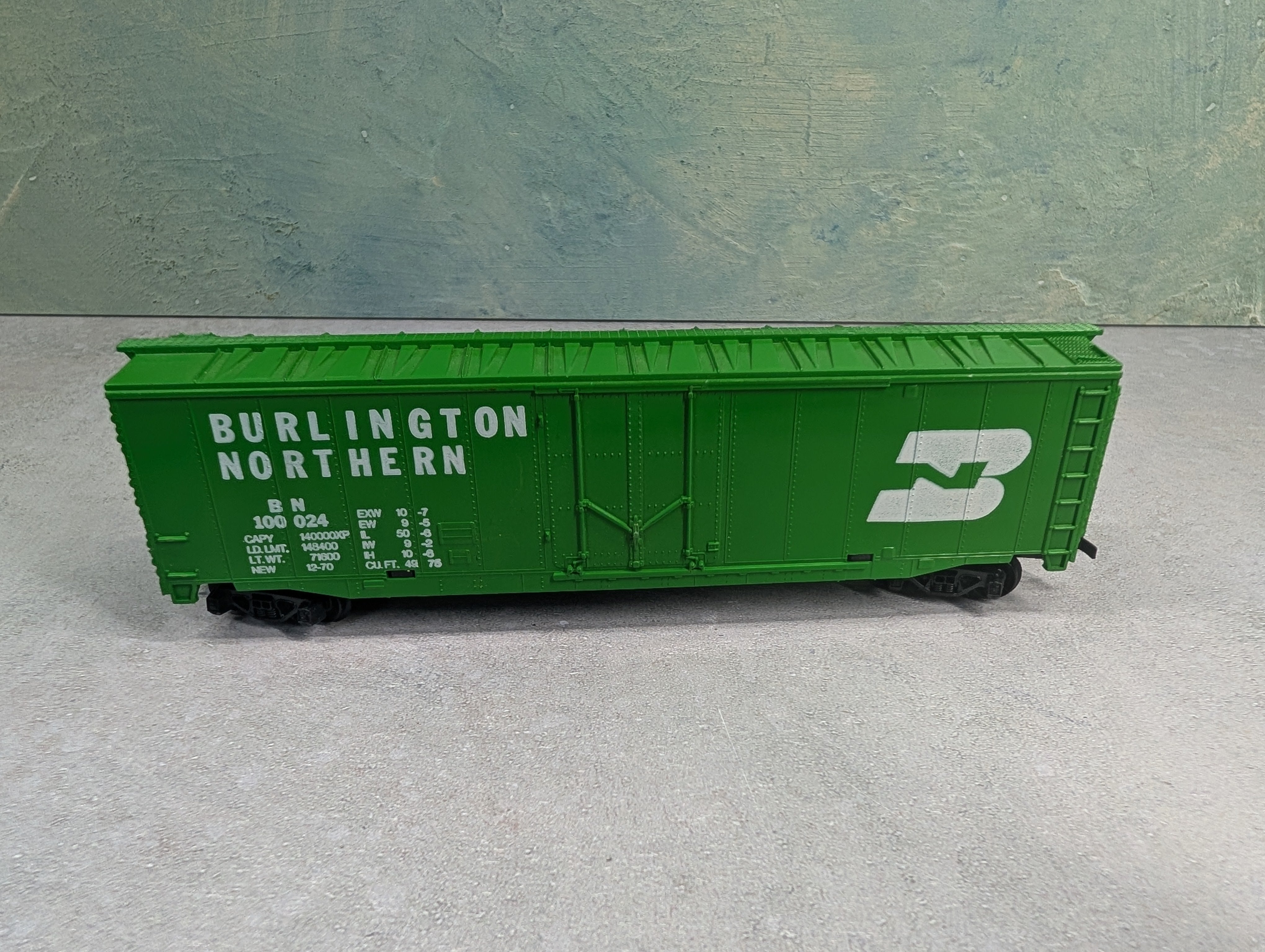 USED Tyco HO Scale 50' Box Car Burlington Northern BN #100024