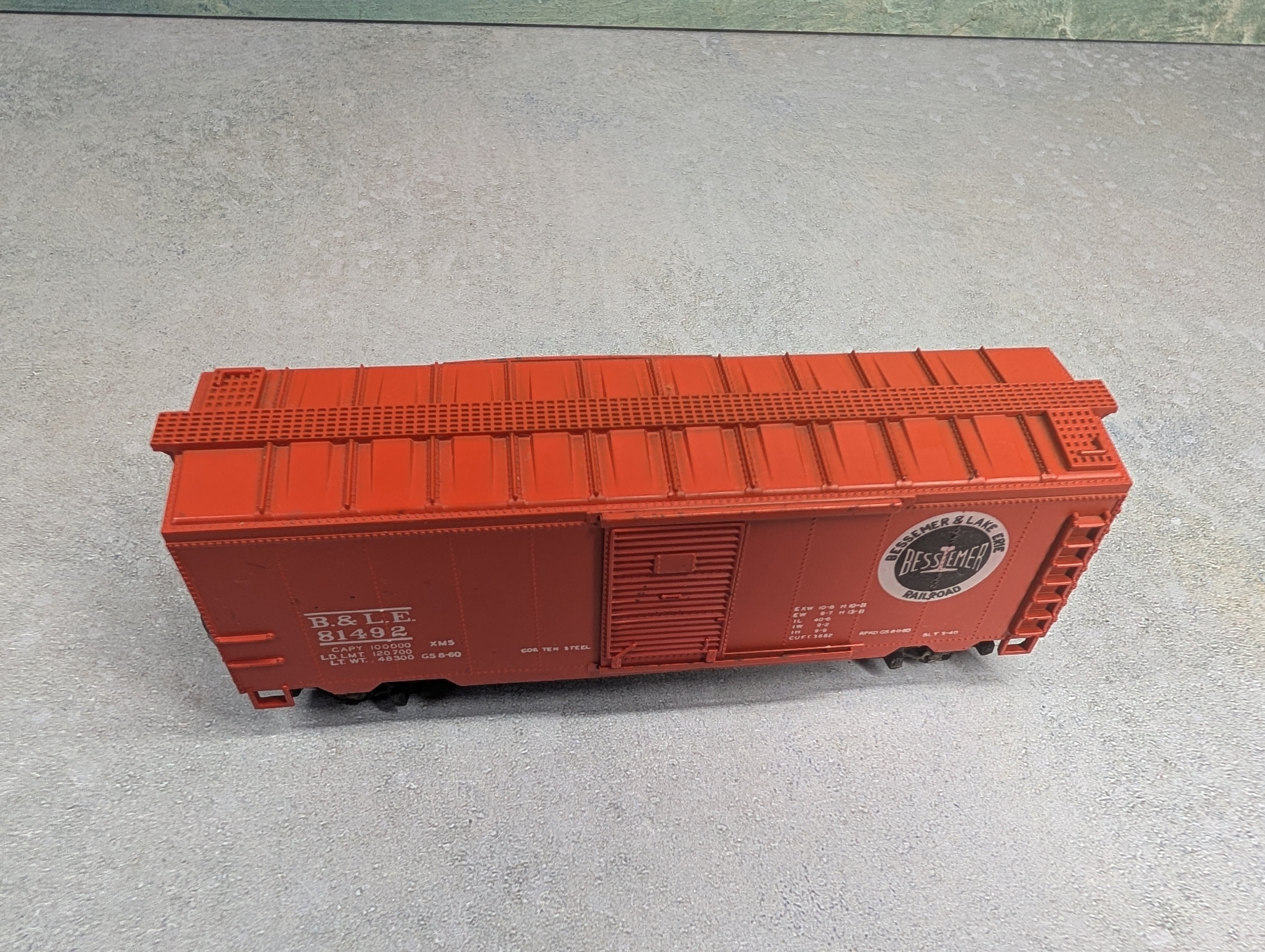 USED Varney HO Scale 40' Box Car Bessemer and Lake Erie B&LE #81492