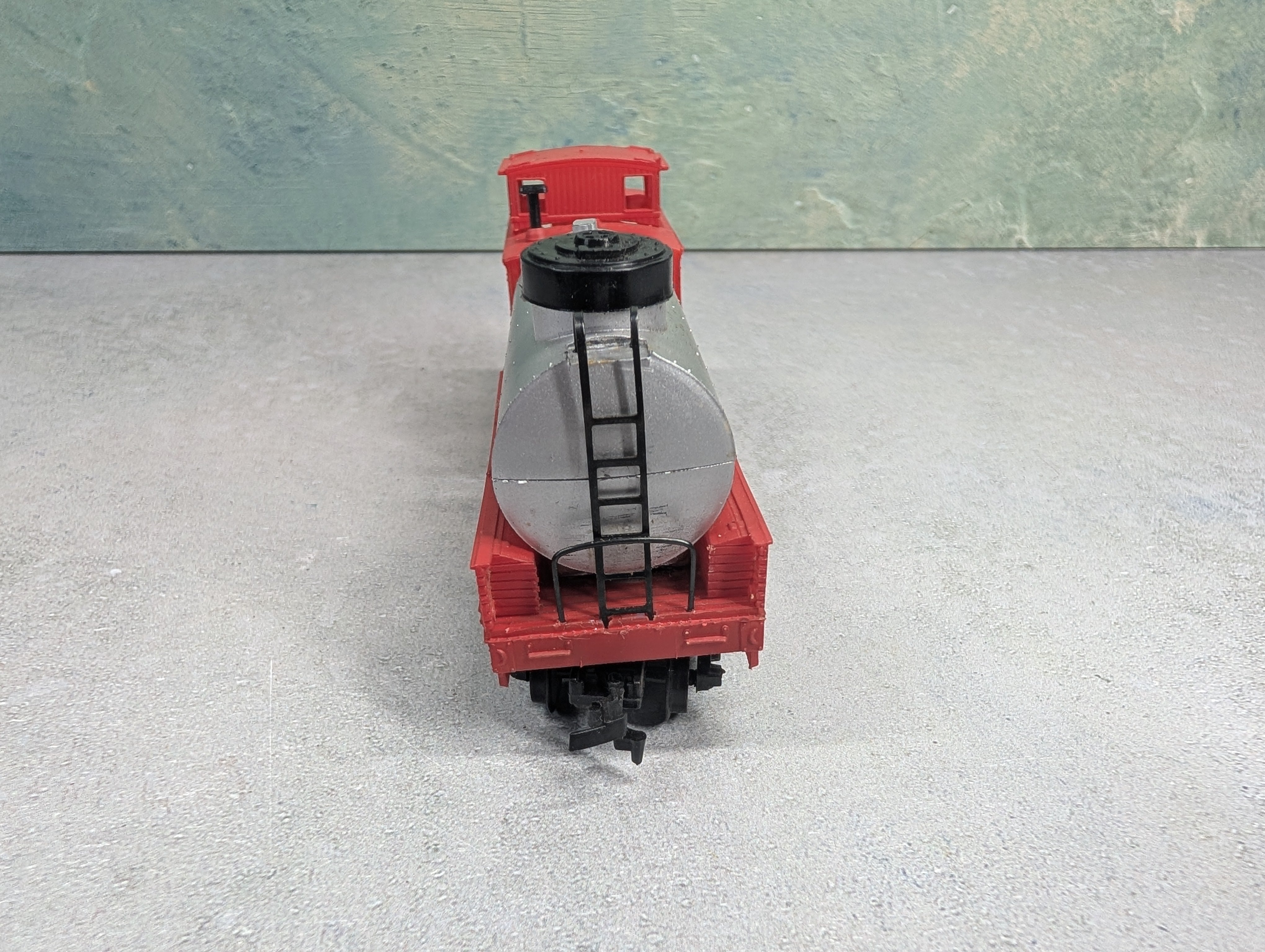 USED Life-Like HO Scale Track Cleaning Car Great Northern