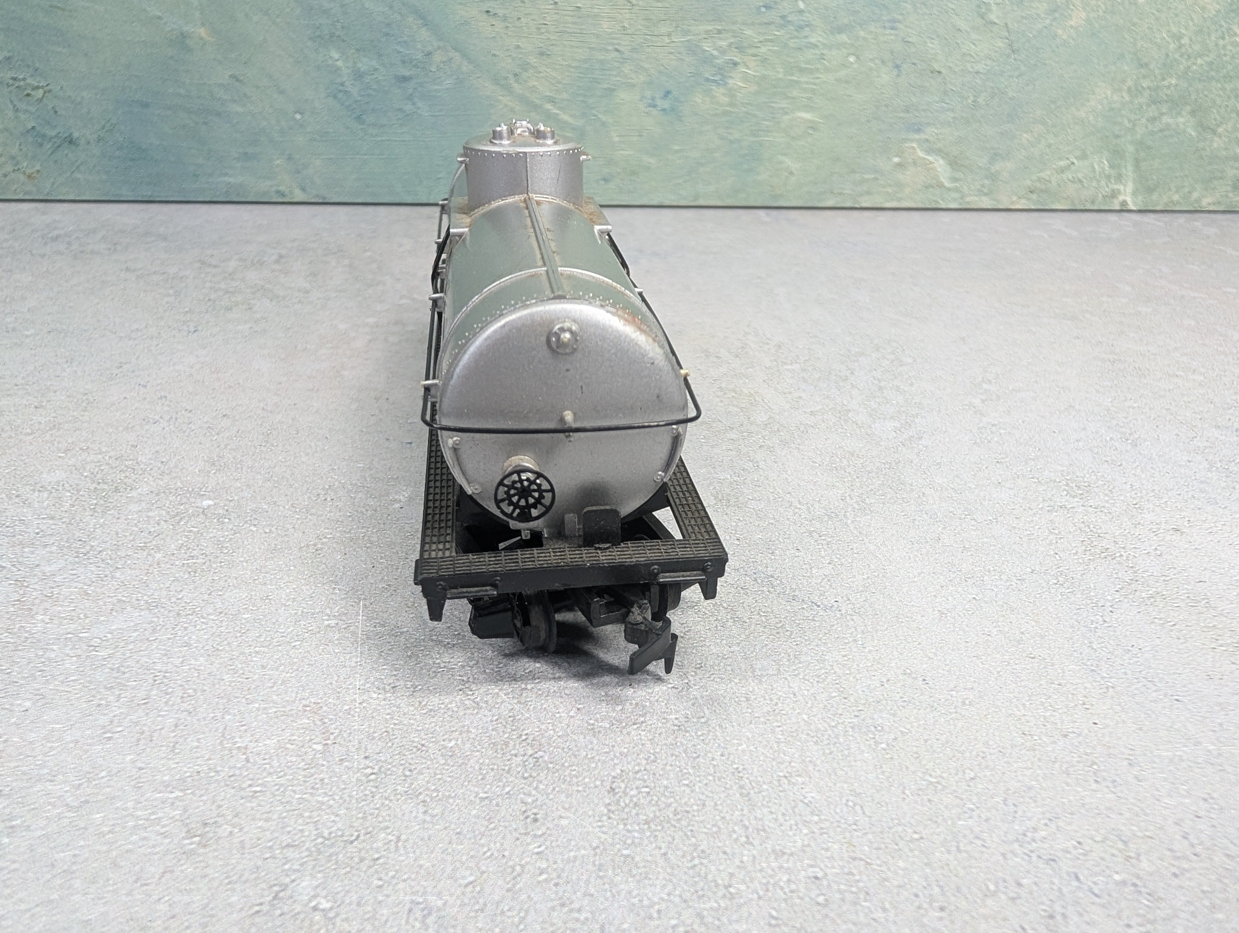 USED HO Scale Single Dome Tank Car Texaco