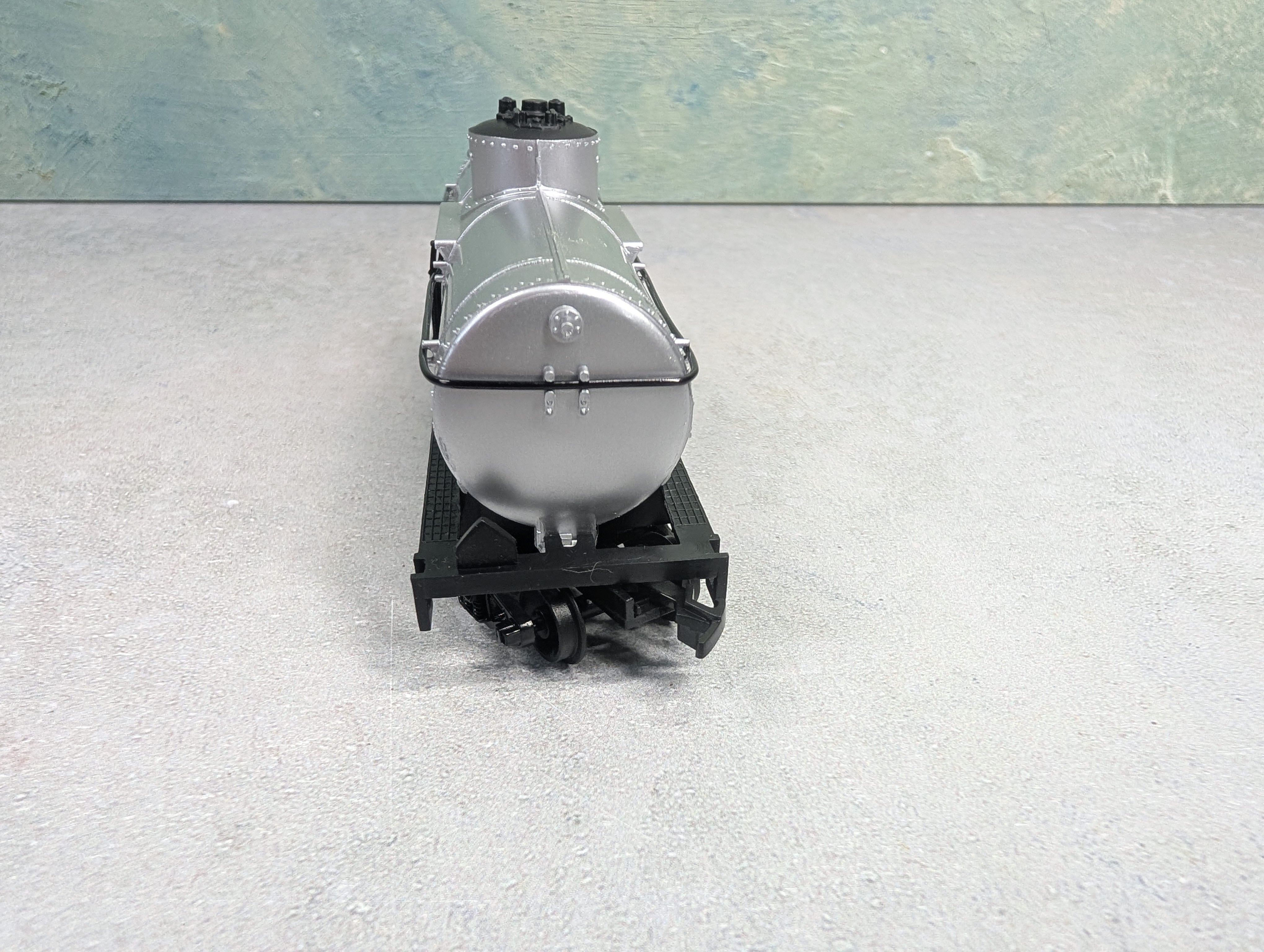 USED Life-Like HO Scale Single Dome Tank Car Texaco TCX #6305