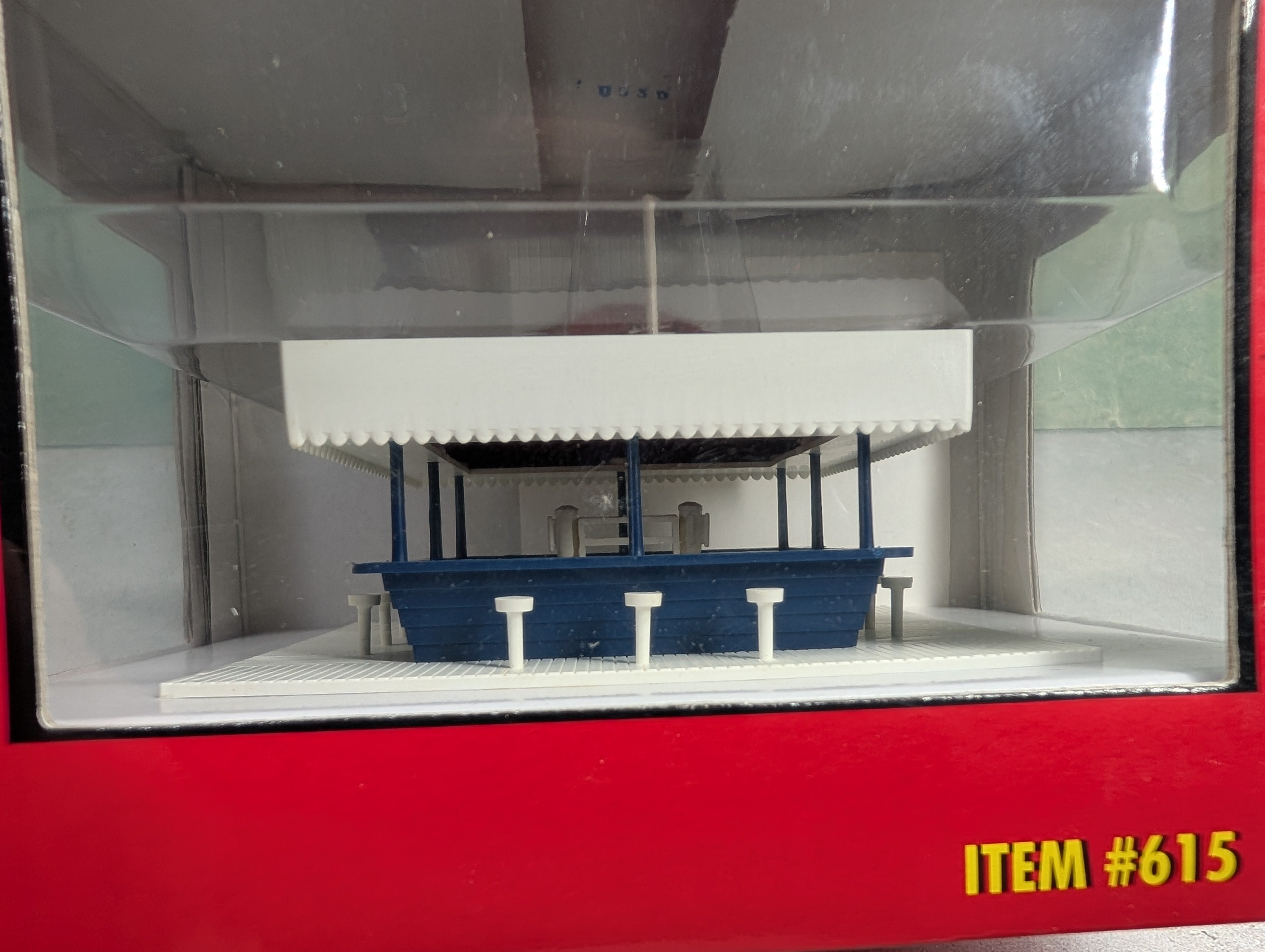 USED Atlas 615 HO Scale Refreshment Stand