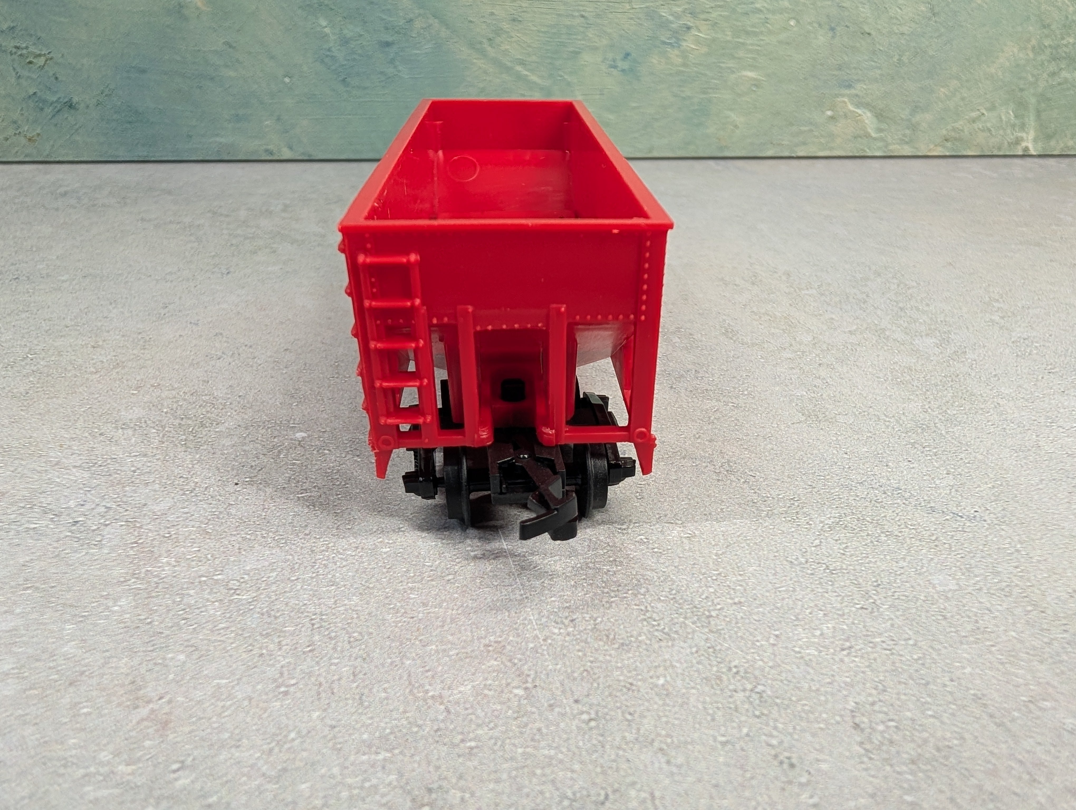 USED HO Scale 2 Bay Open Hopper C&S #18067