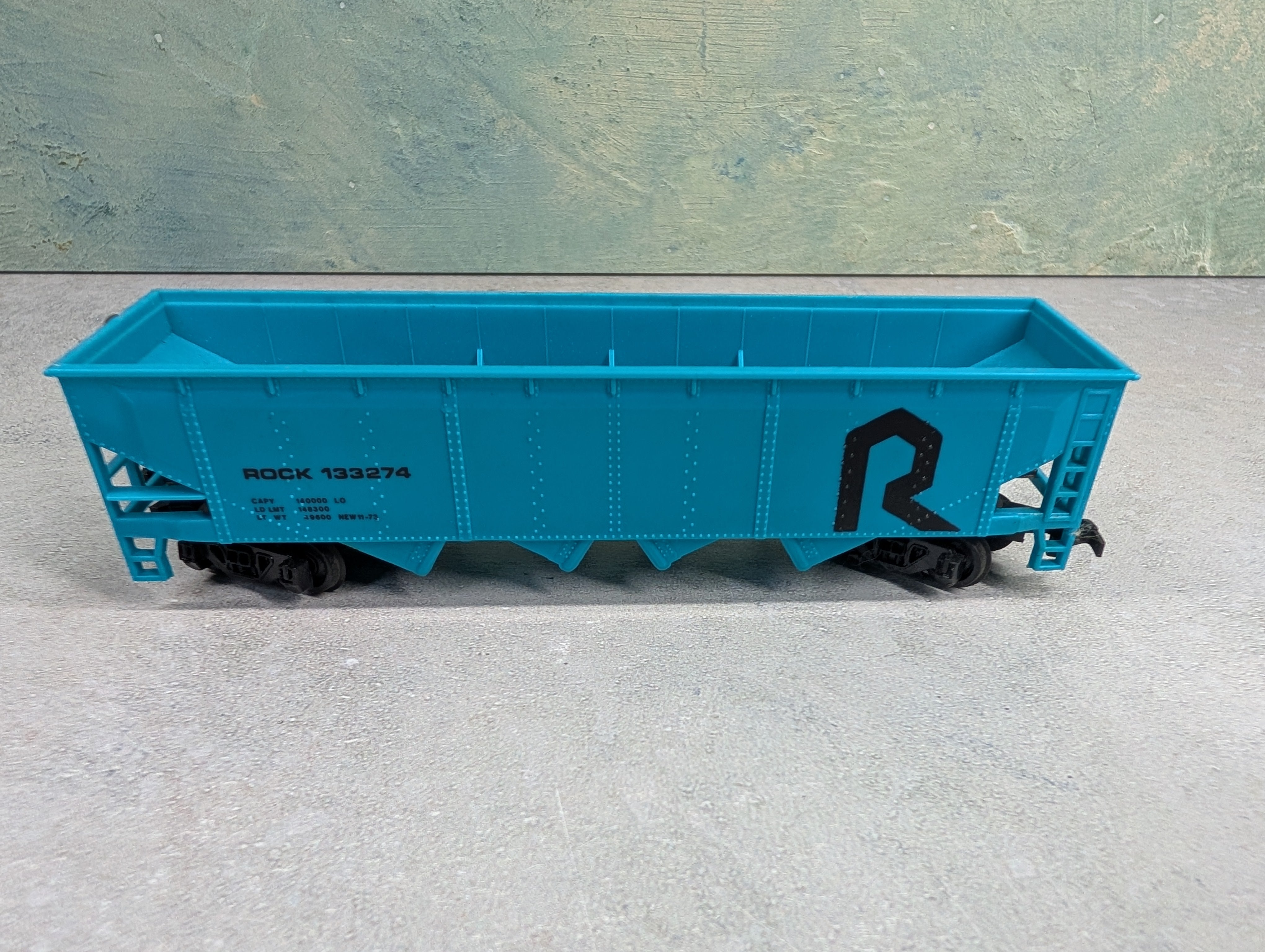 USED Bachmann HO Scale Quad Hopper Rock #133274