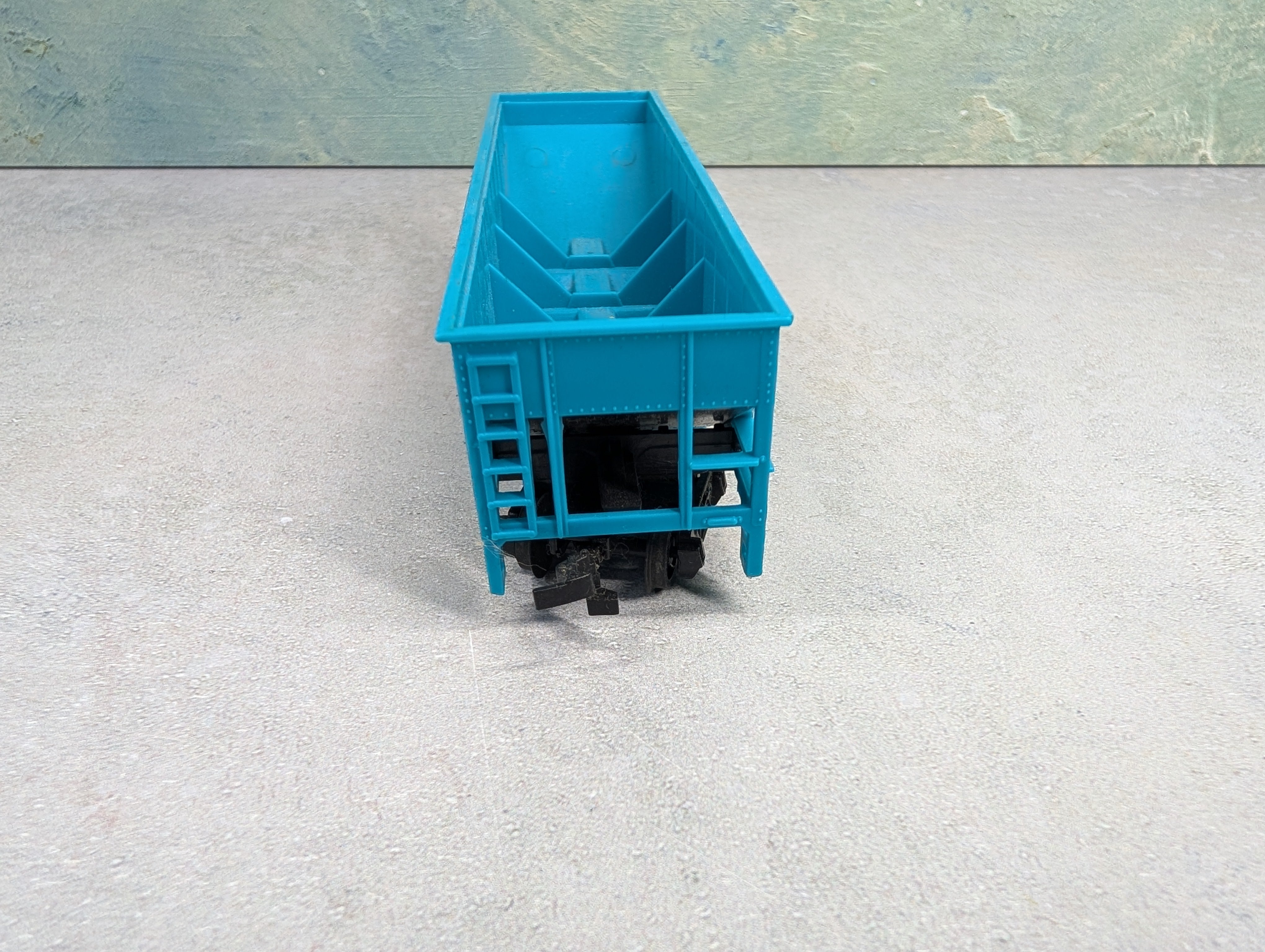 USED Bachmann HO Scale Quad Hopper Rock #133274