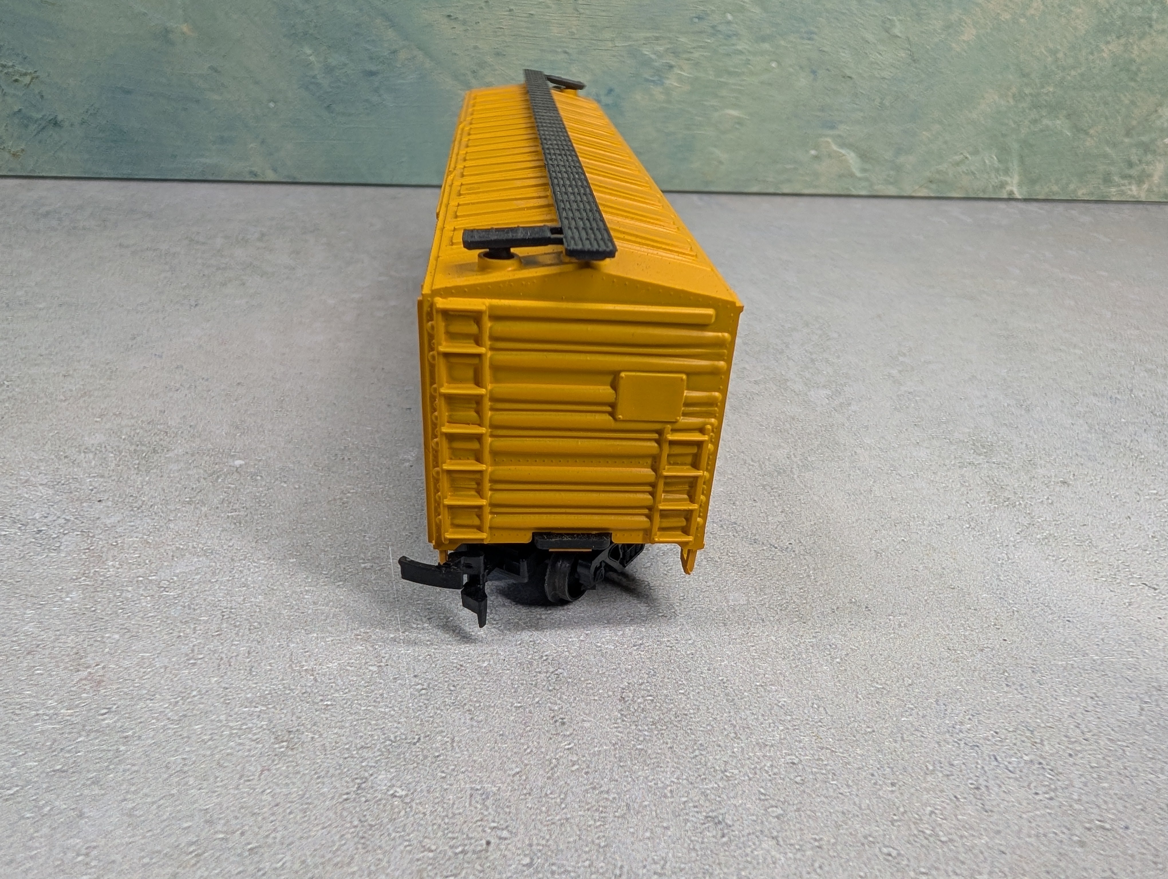 USED AHM HO Scale 50' Box Car Frisco SL-SF #72280