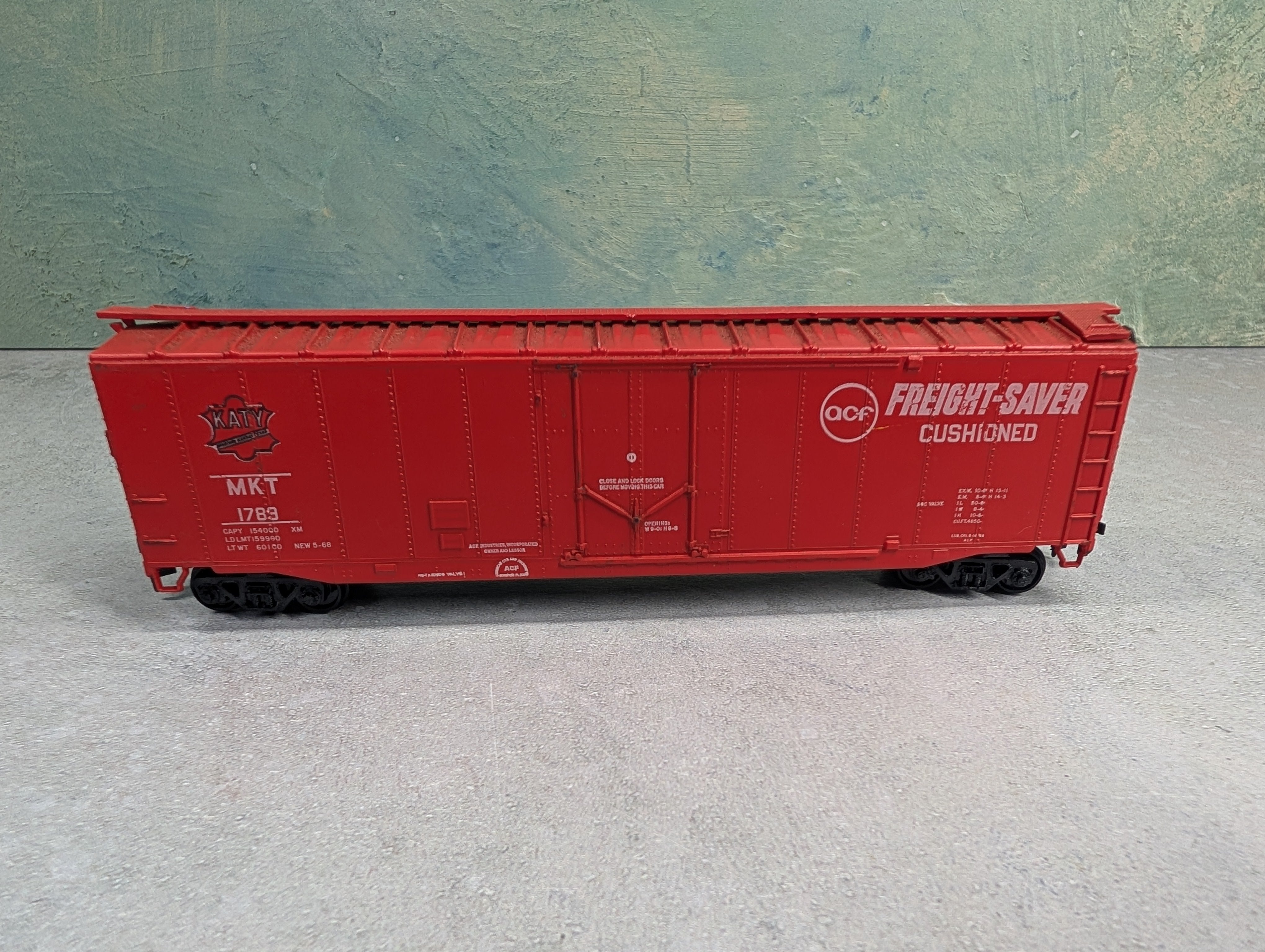 USED Athearn HO Scale 50' Box Car MKT #1789