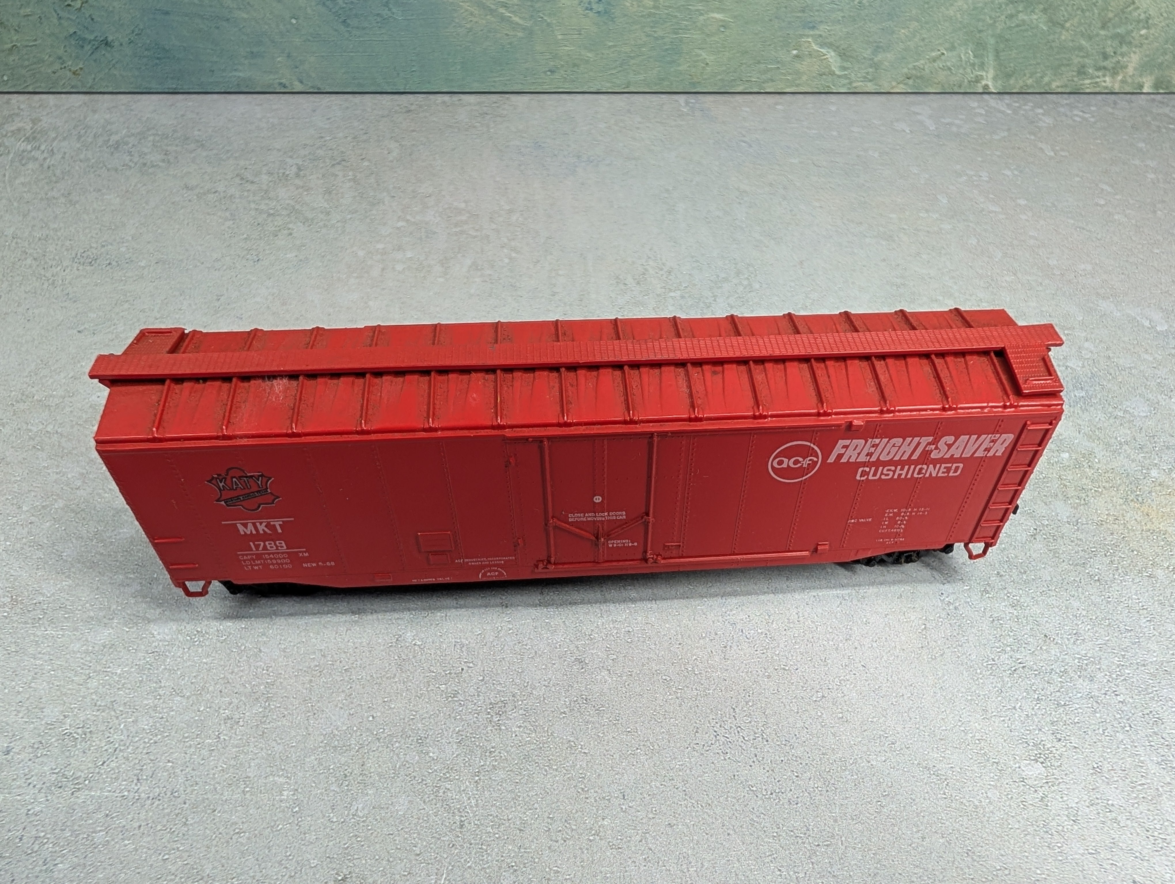 USED Athearn HO Scale 50' Box Car MKT #1789