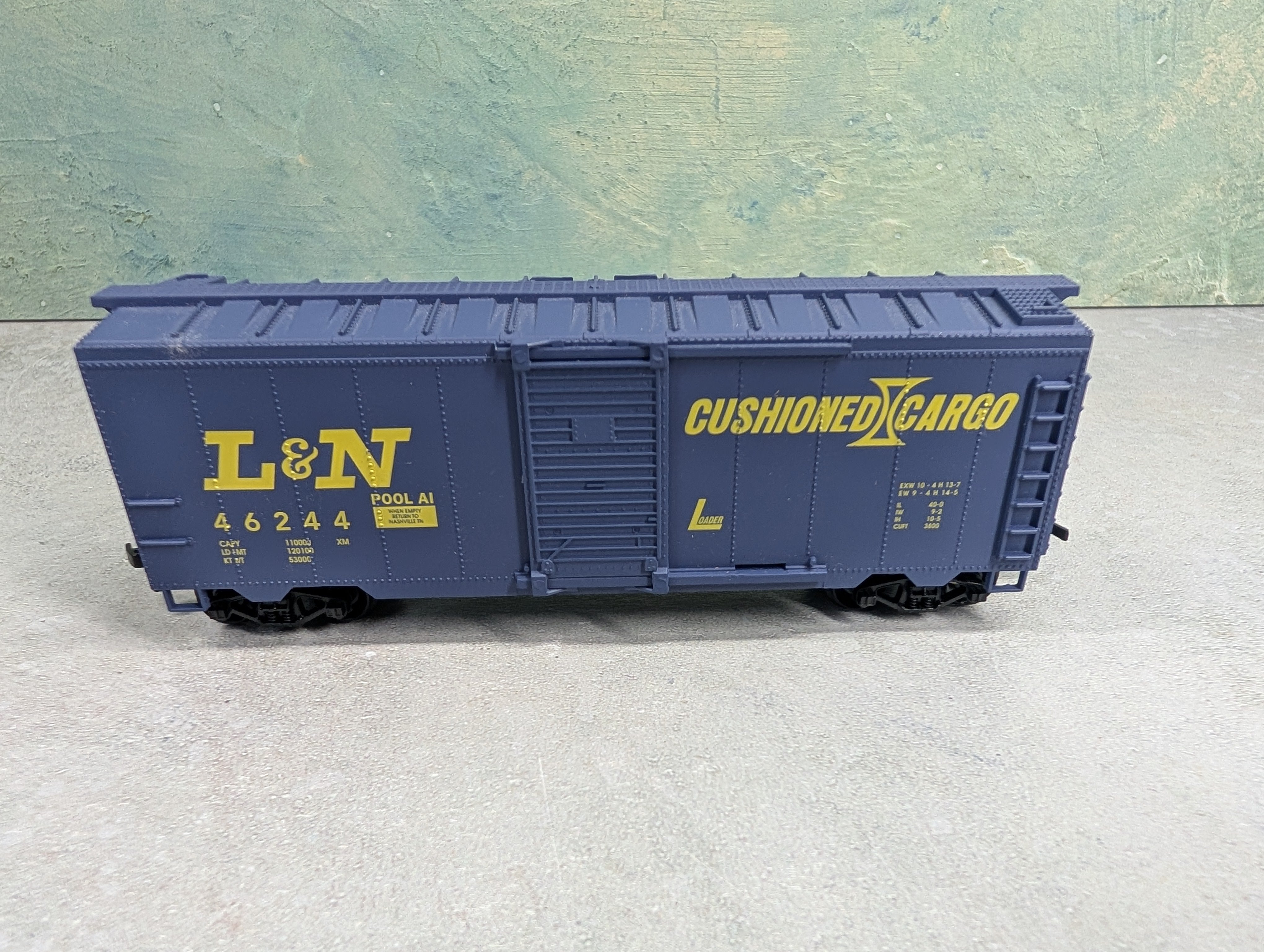 USED Life-Like HO Scale 40' Box Car Louisville & Nashville L&N #46244