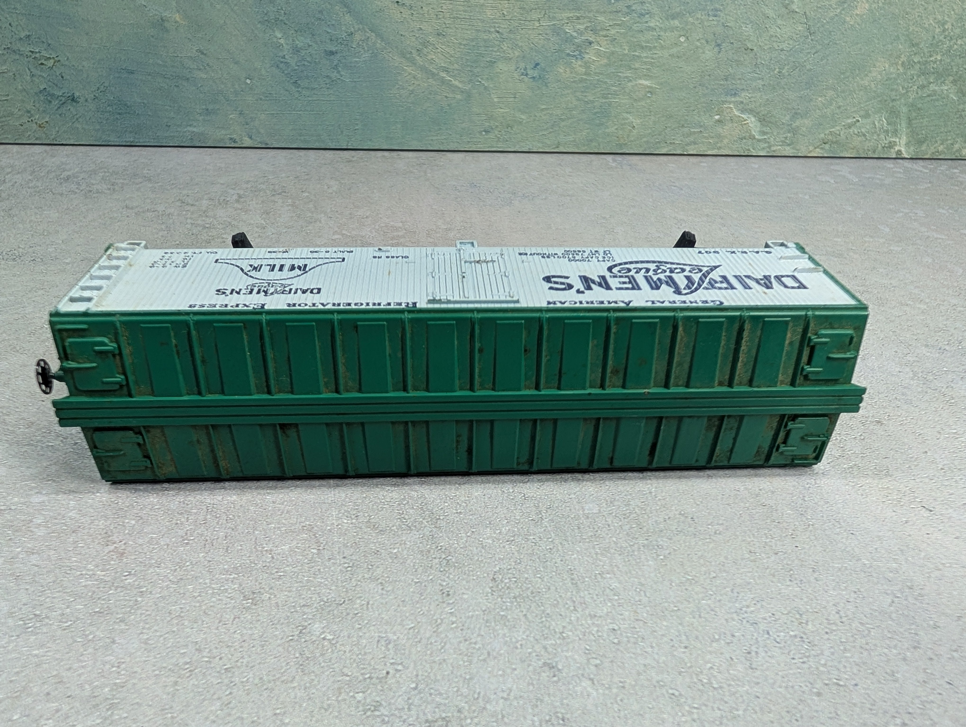 USED Mantua HO Scale 40' Wooden Reefer Box Car Dairymen's League GARX #907