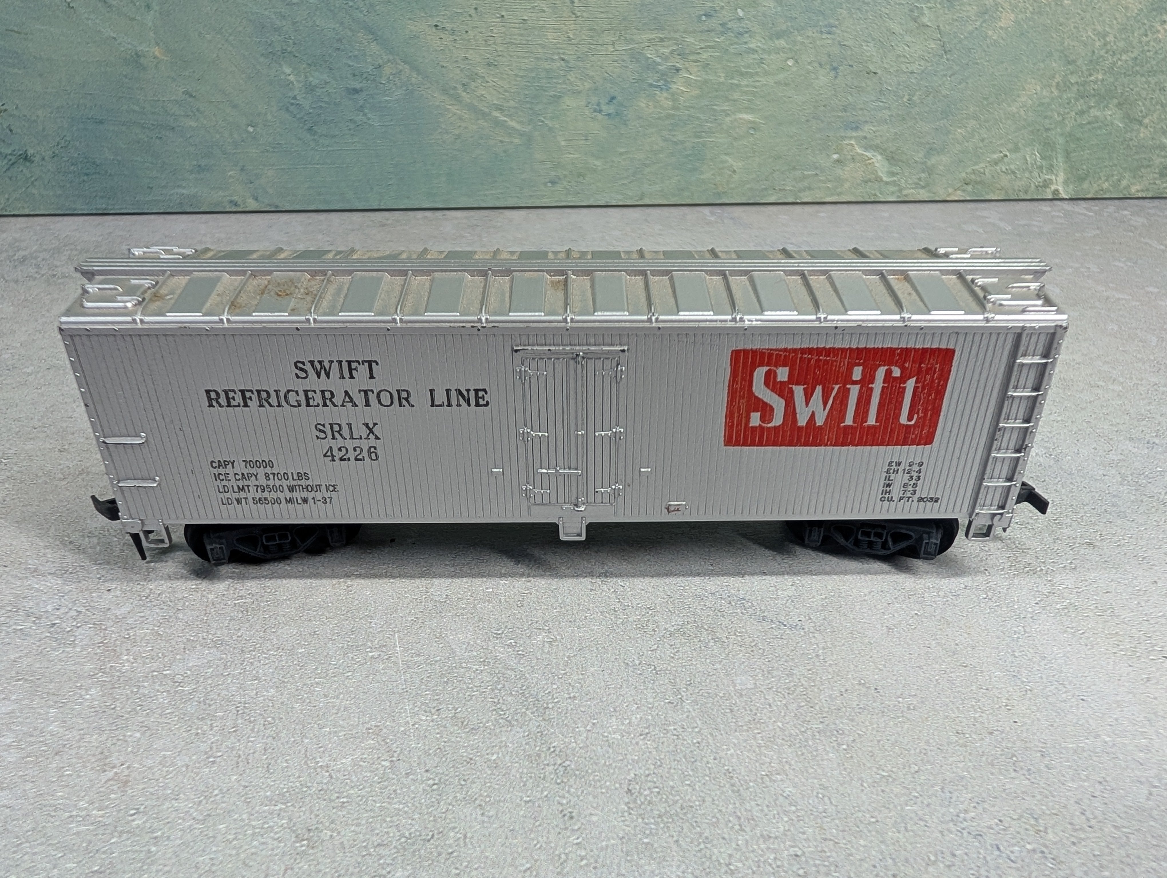 USED Mantua HO Scale 40' Wooden Reefer Box Car Swift Refrigerator Line SRLX #4226