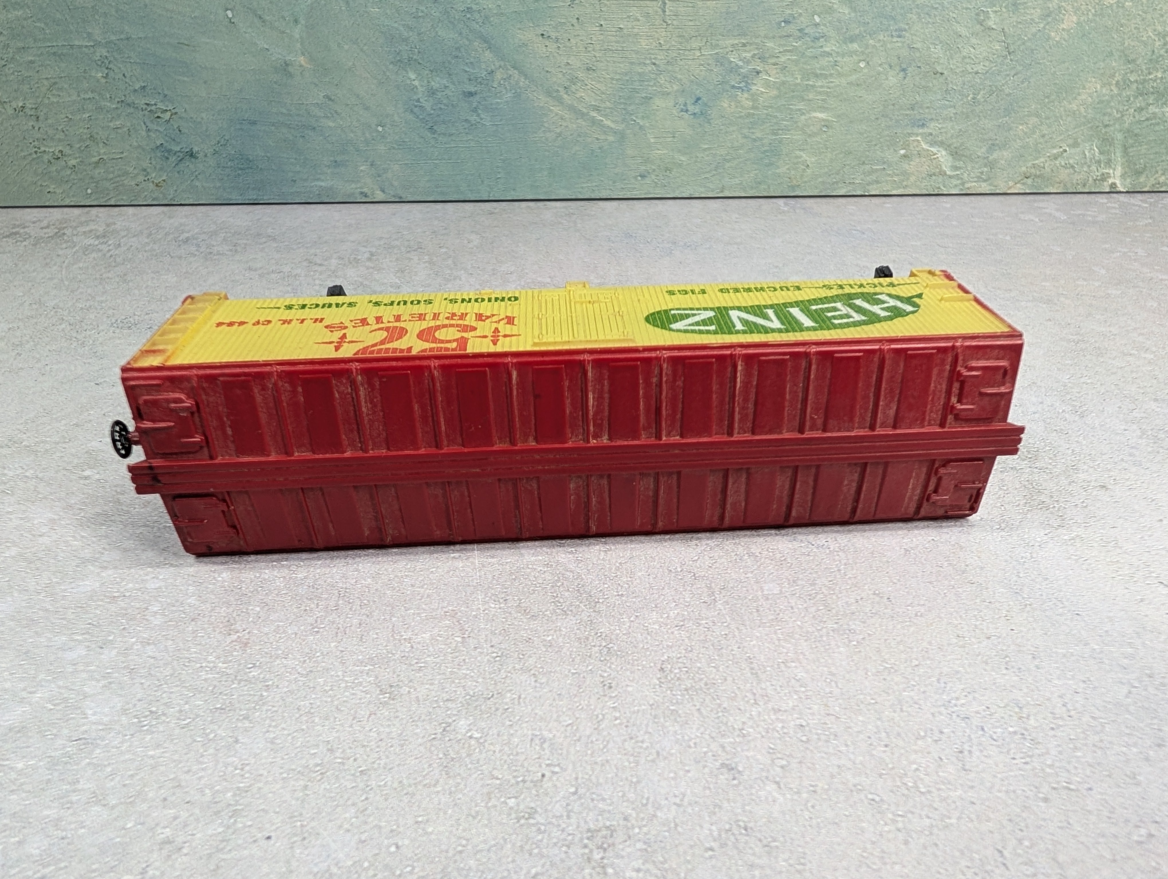 USED Tyco HO Scale 40' Wooden Reefer Box Car Heinz 57 Varieties #484