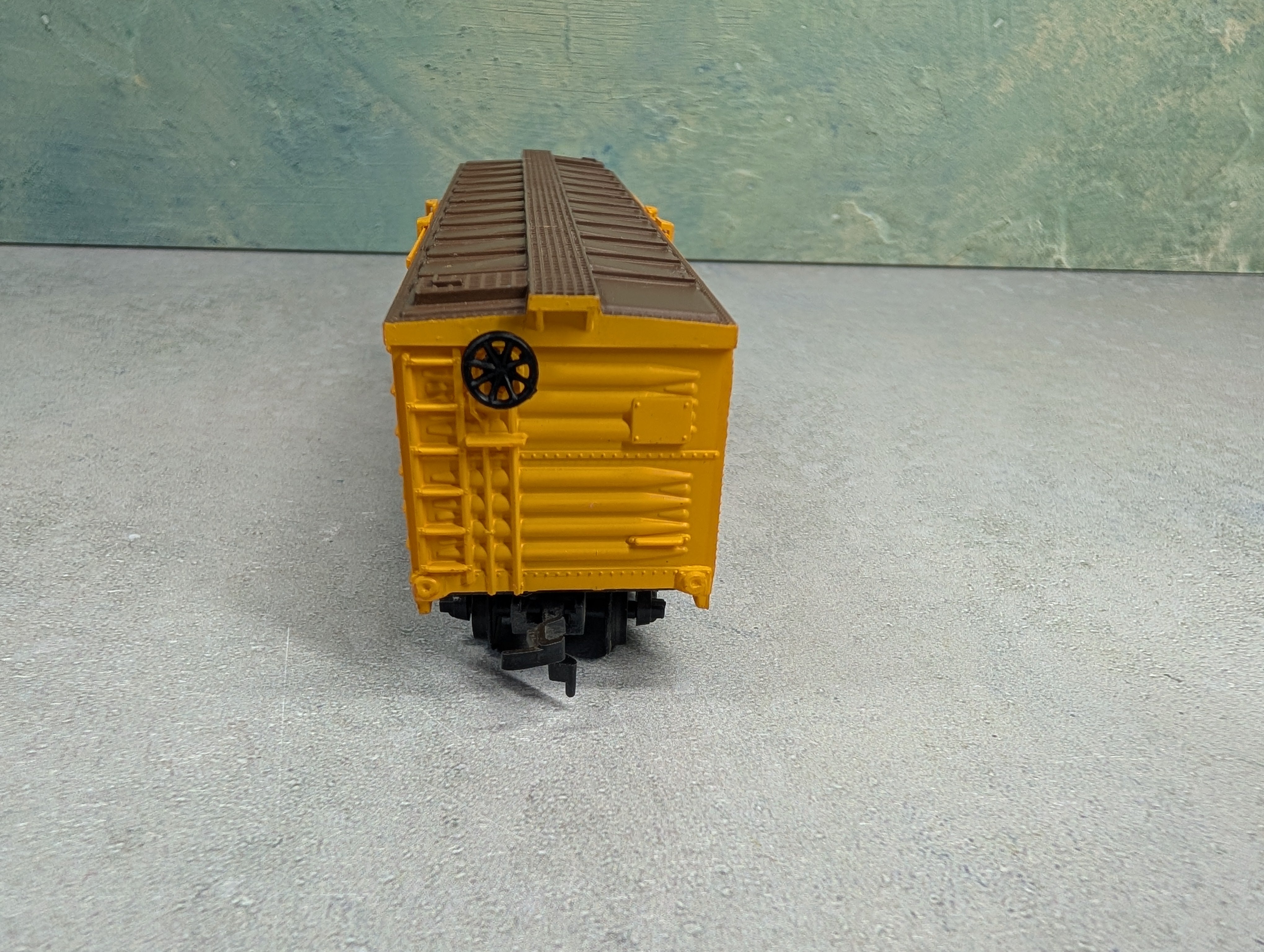 USED Life-Like HO Scale 42' Box Car Chicago & Illinois Midland C&IM #8004