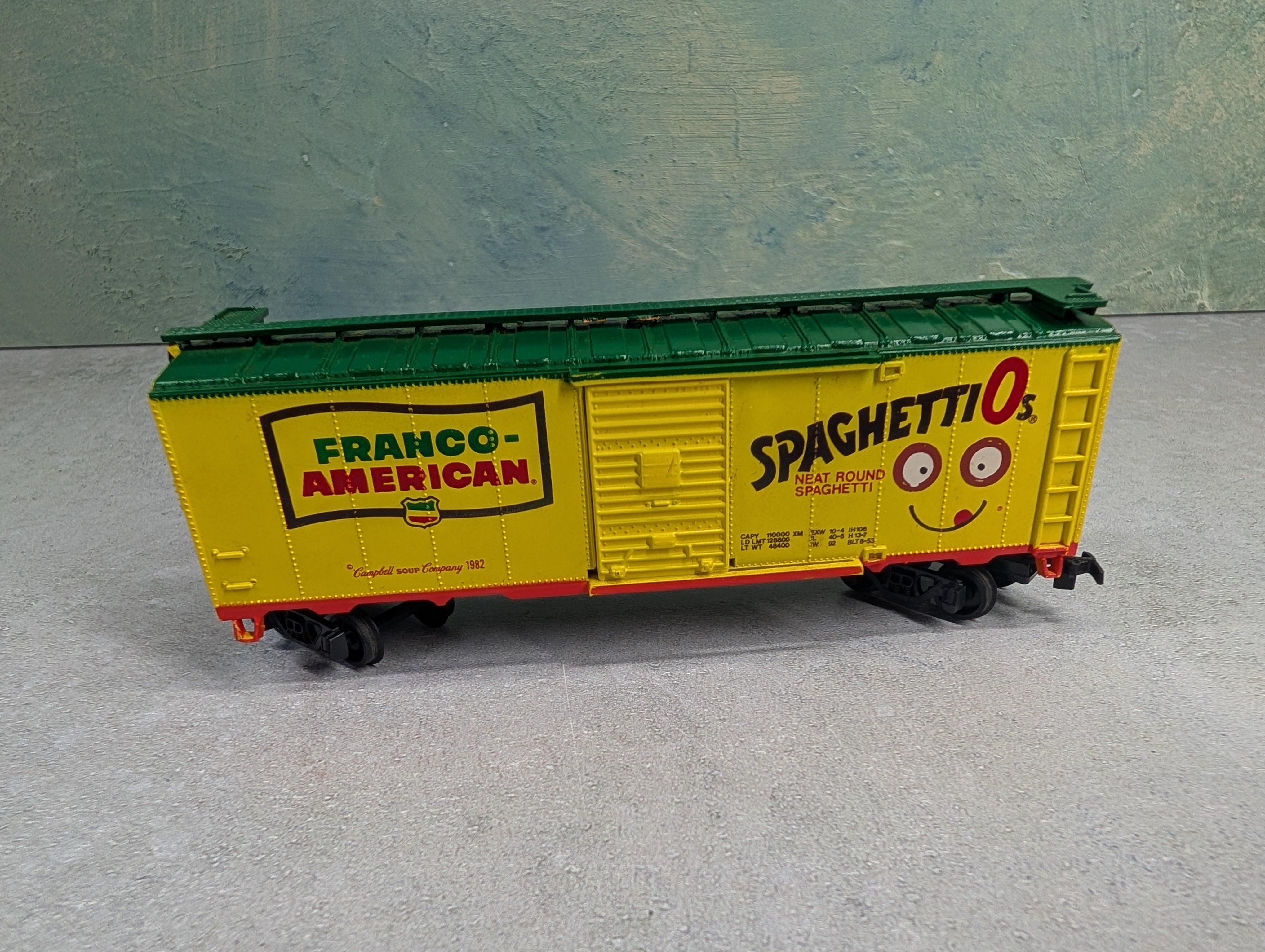 USED Life-Like HO Scale 40' Box Car Spaghettios