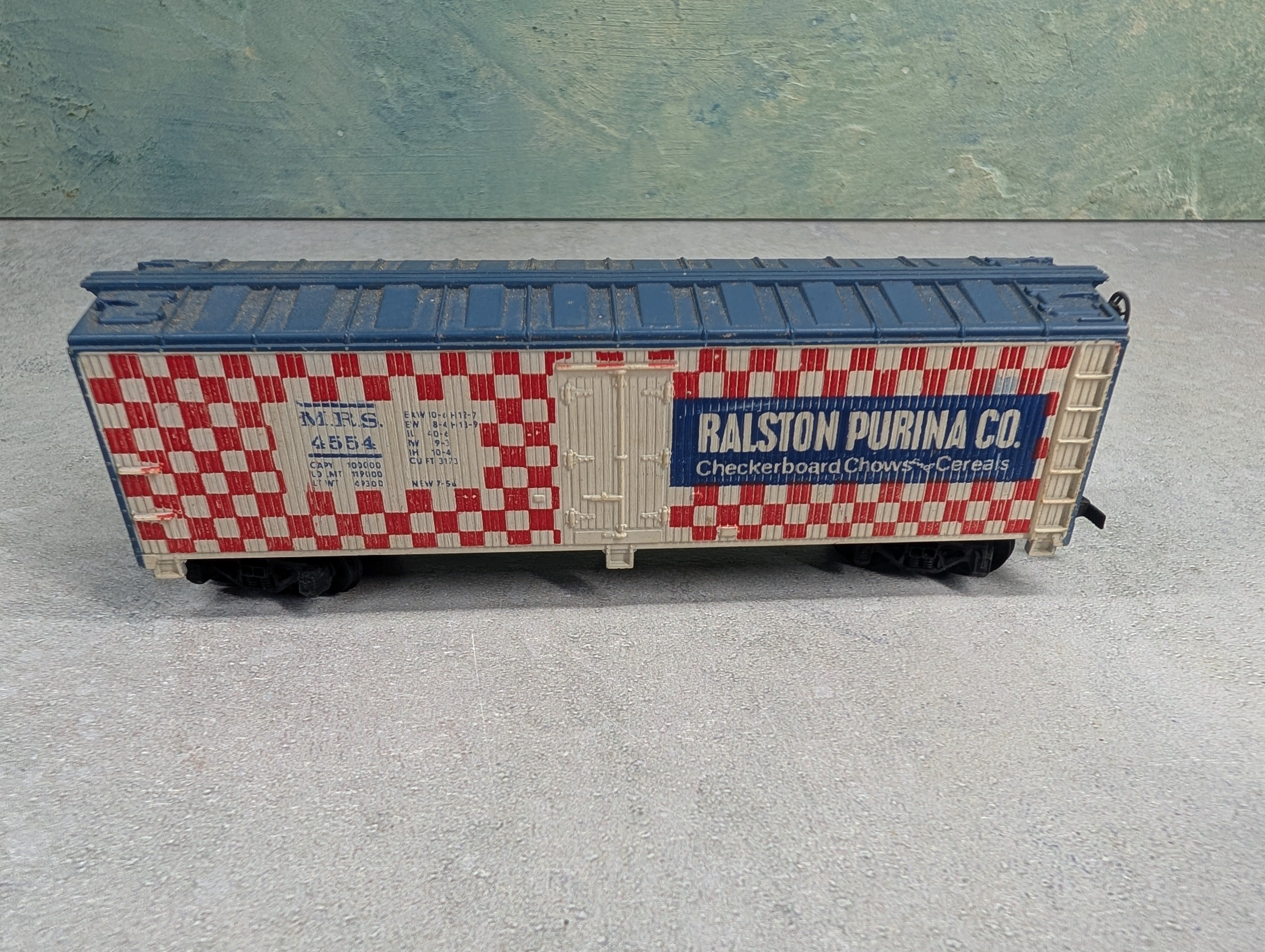 USED Tyco HO Scale 40' Reefer Box Car Ralston Purina MRS #4554