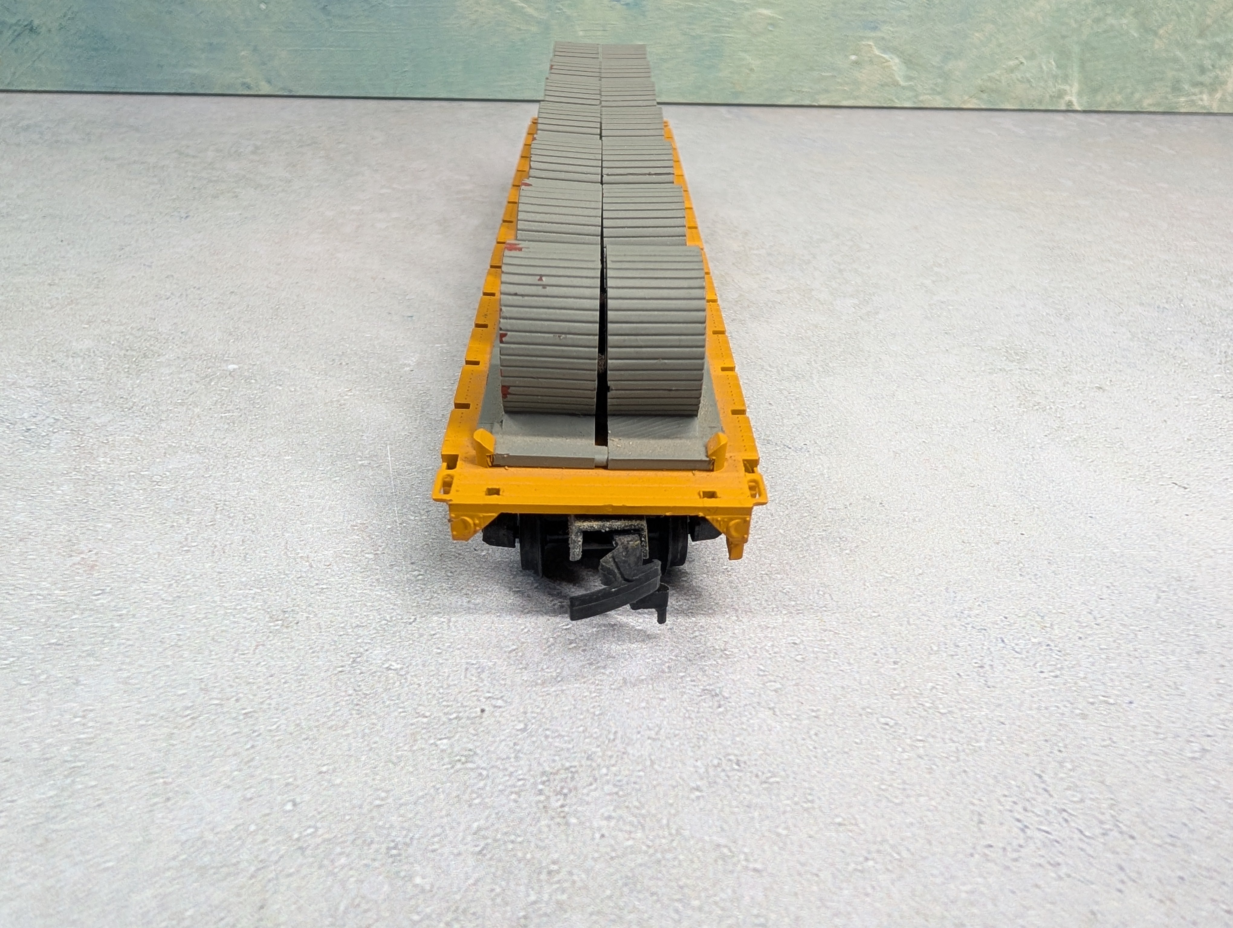 USED REVELL HO Scale 54' Flat Car Frisco #4140 w/ Coils