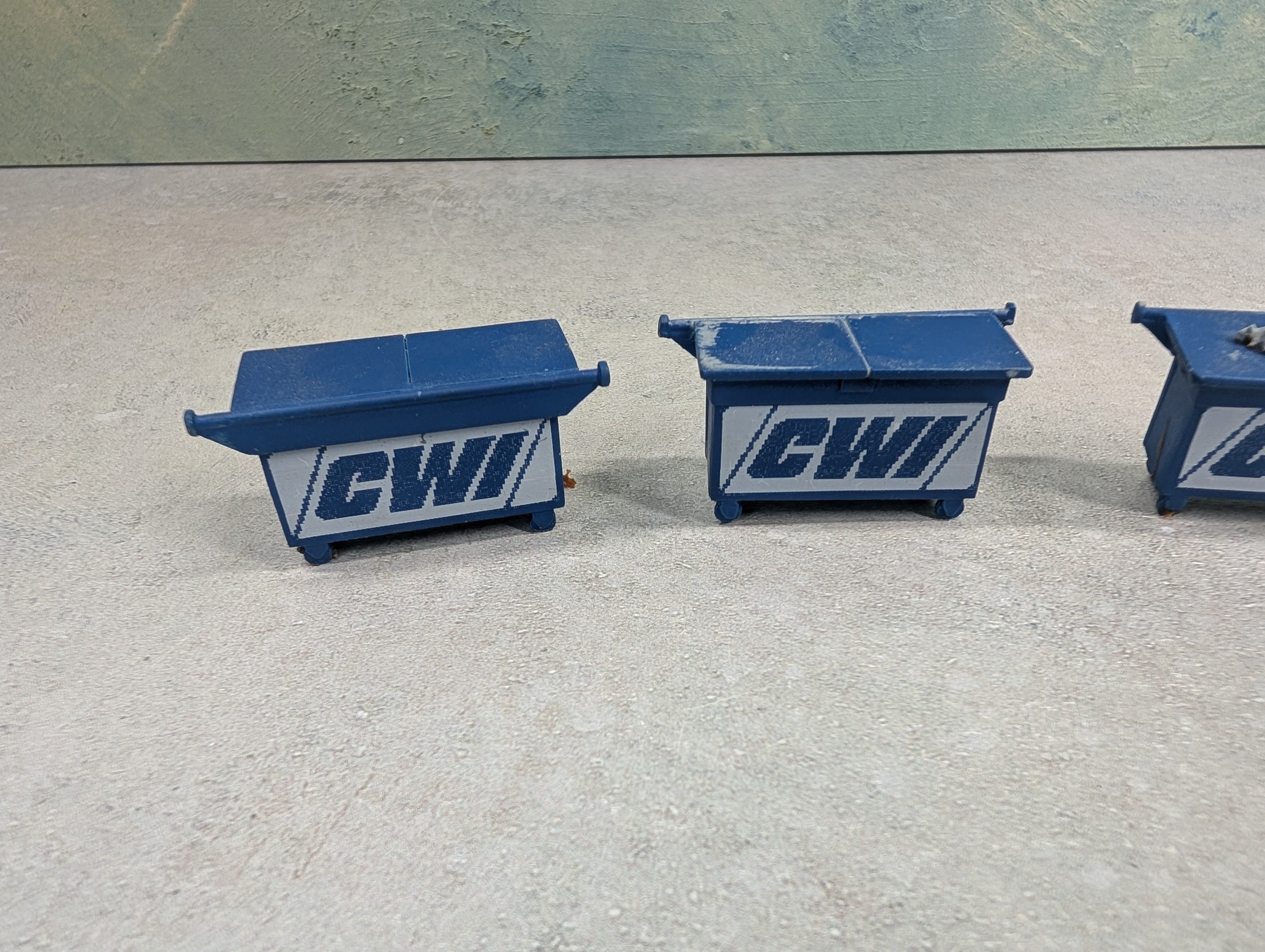 USED O Lot of Blue Metal Dumpsters (5 pcs)