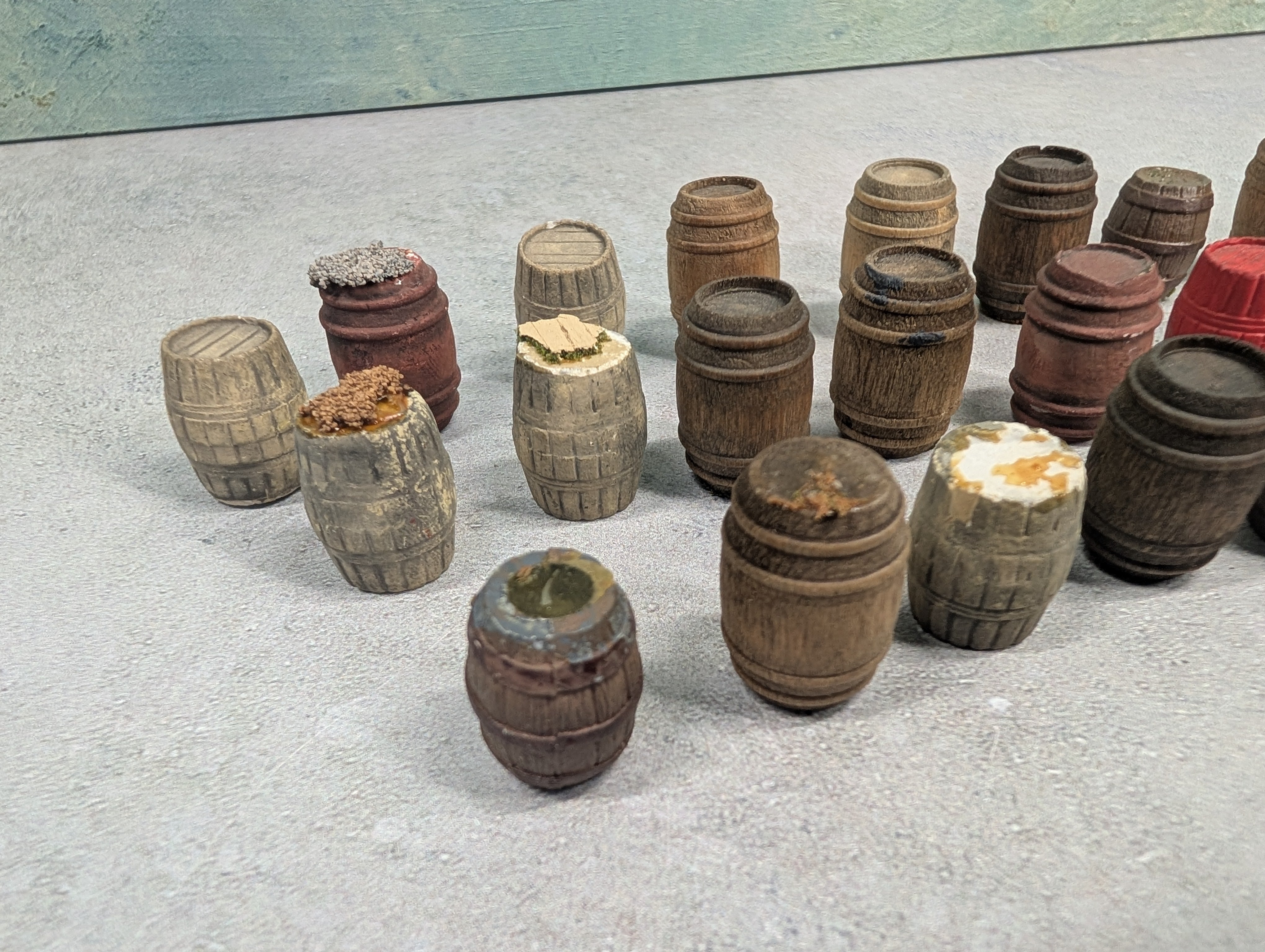USED O Lot of Wooden Barrels (37 pcs)