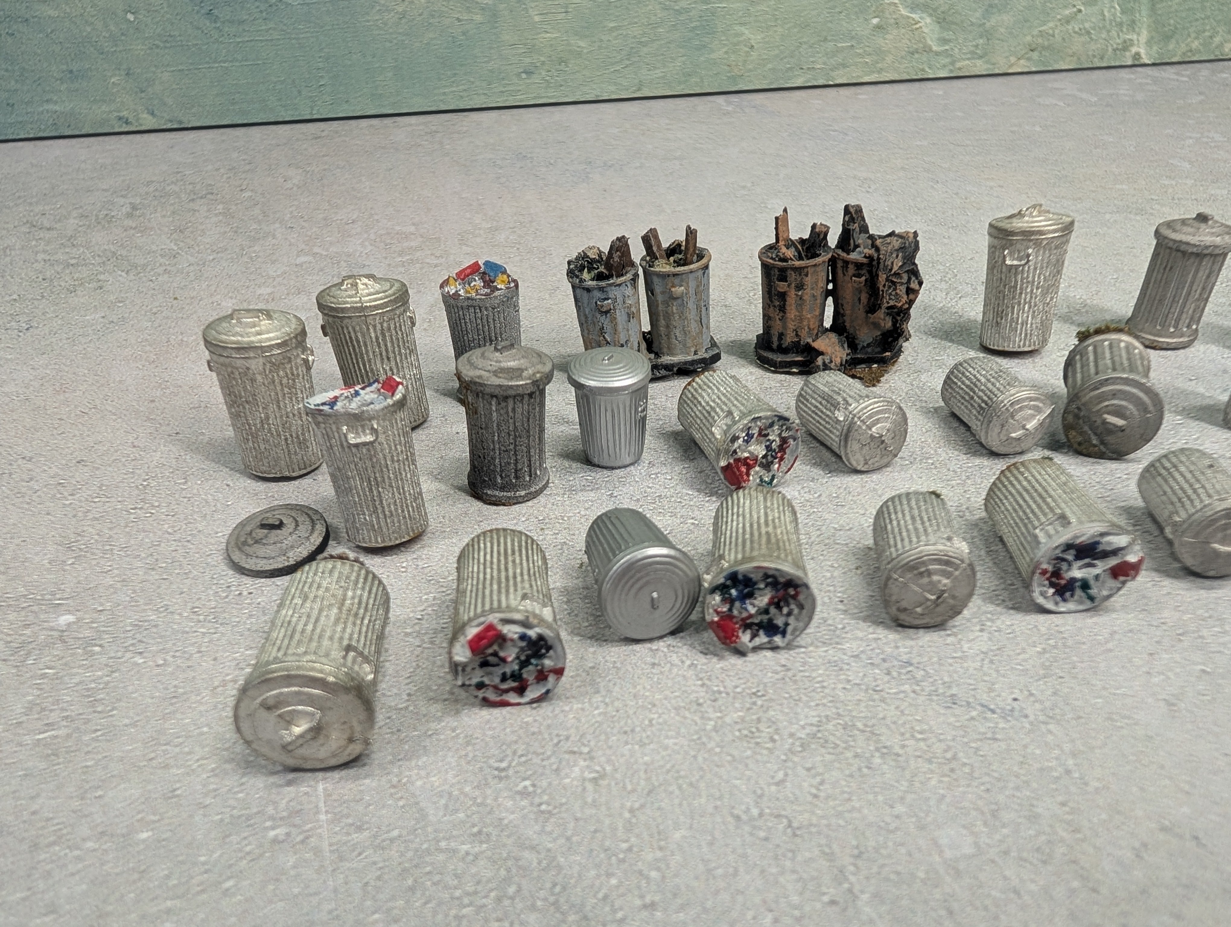 USED O Lot of Metal Trash Cans (27 pcs)