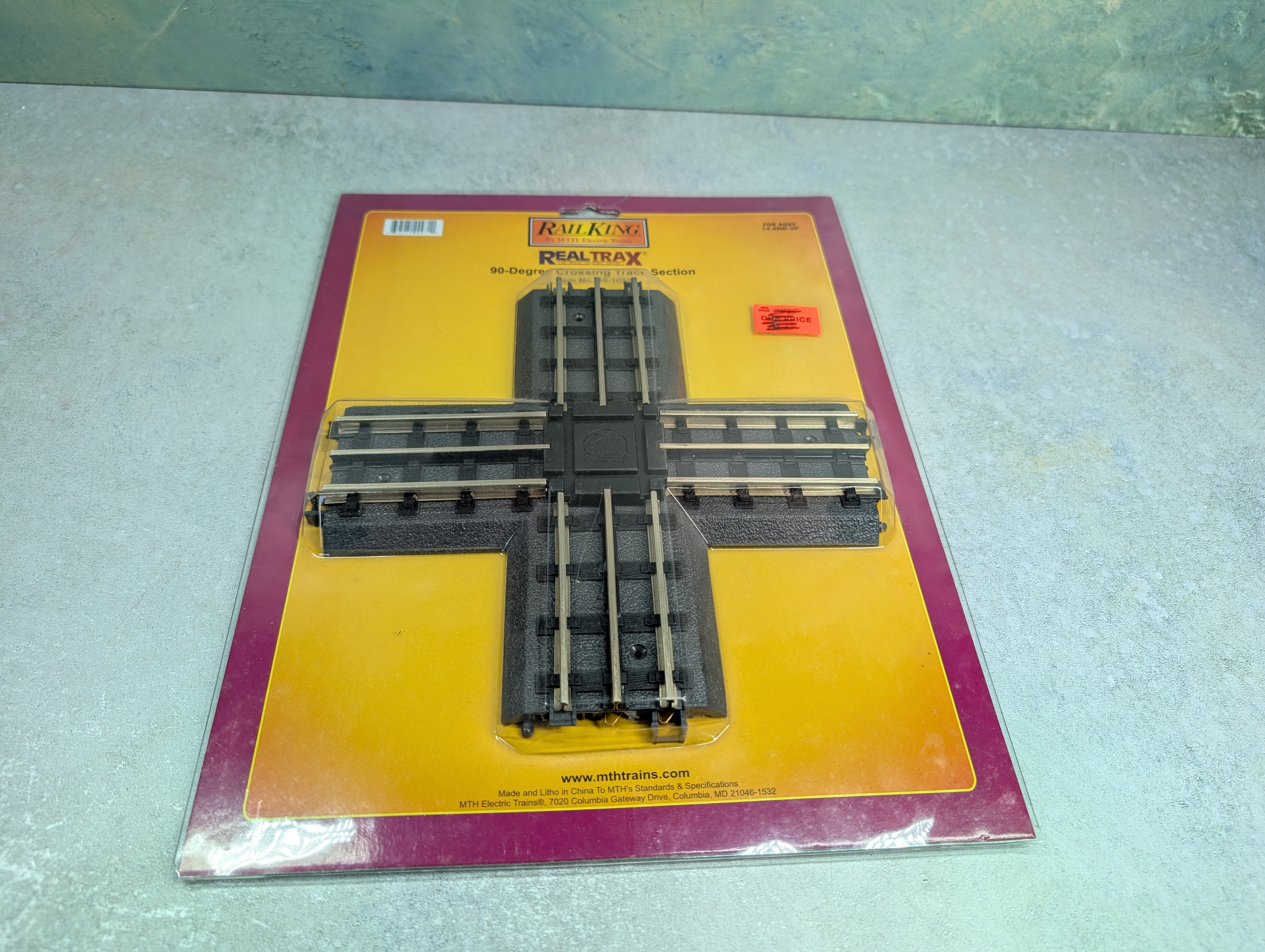 USED MTH Rail King 40-1006 O RealTrax 90 Degree Crossing Track Section