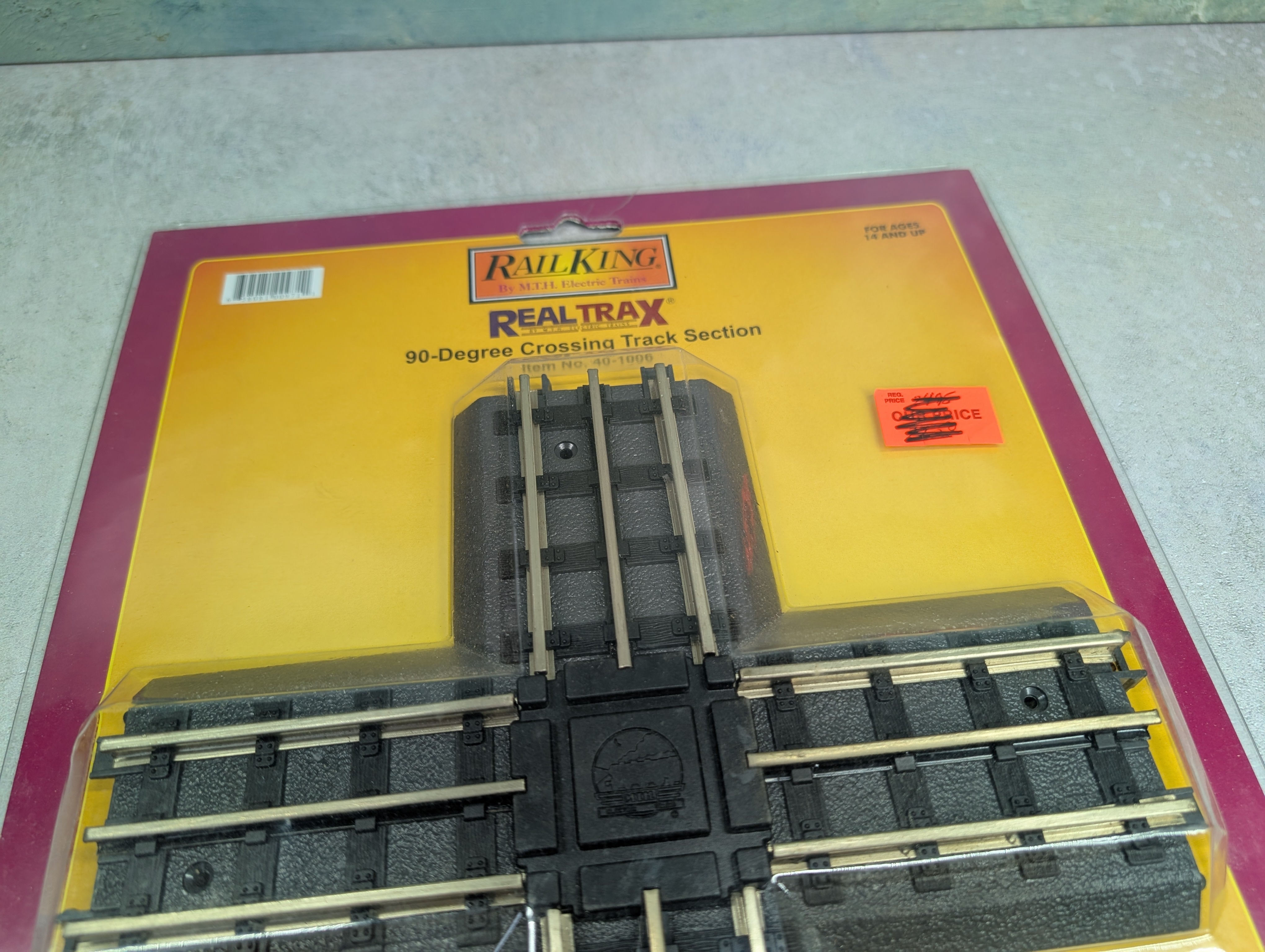 USED MTH Rail King 40-1006 O RealTrax 90 Degree Crossing Track Section