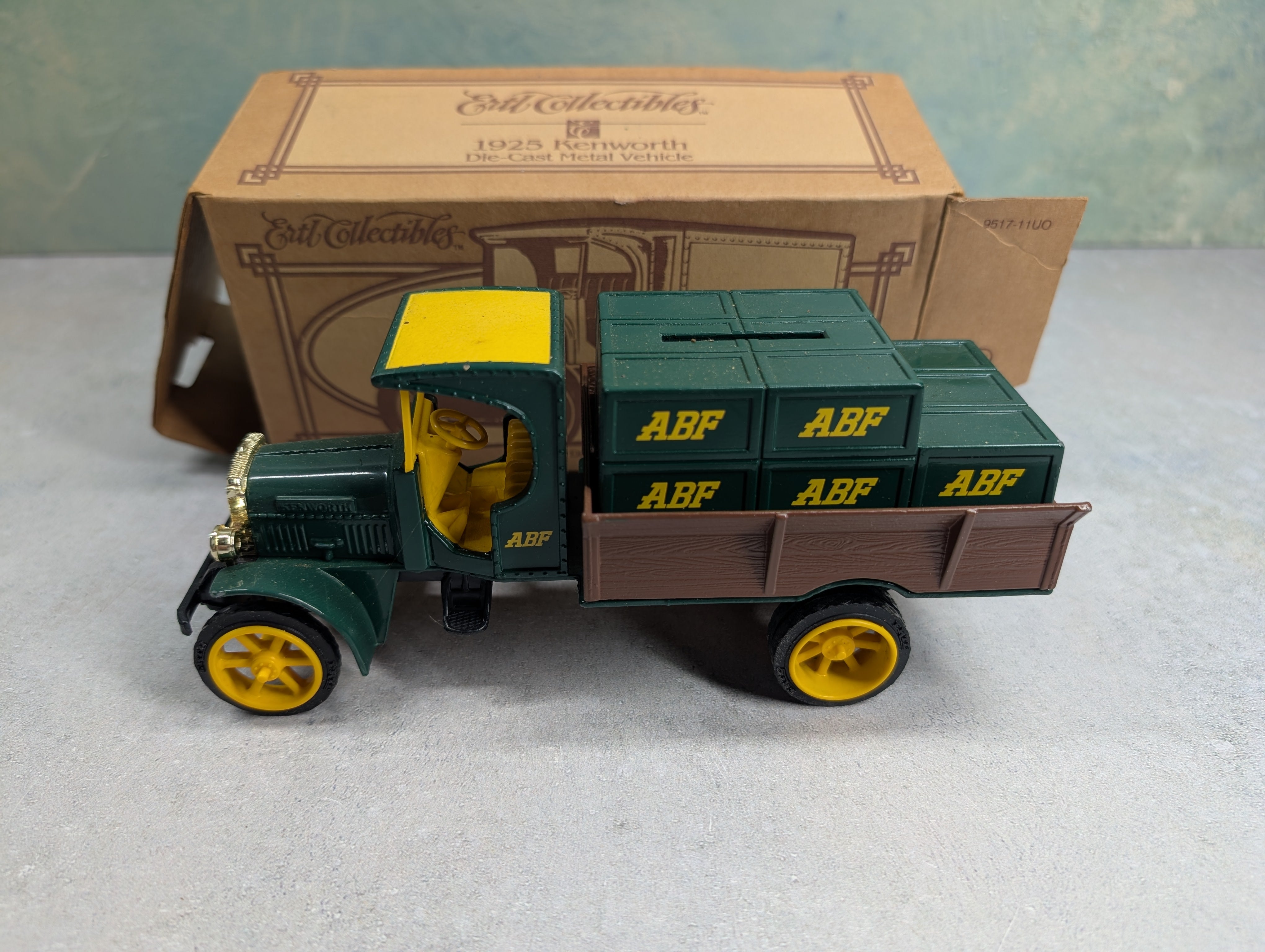 USED ERTL 2846 1925 Kenworth Die-Cast Metal Vehicle Bank ABF