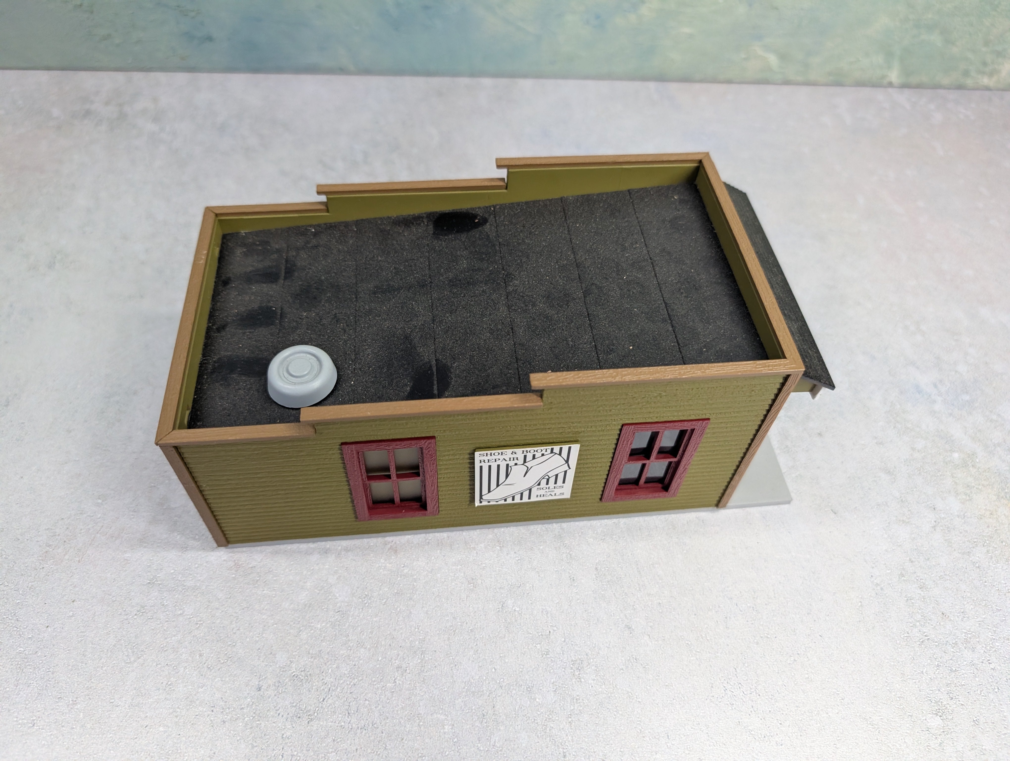USED MTH O Lost Sole Shoe Repair Building