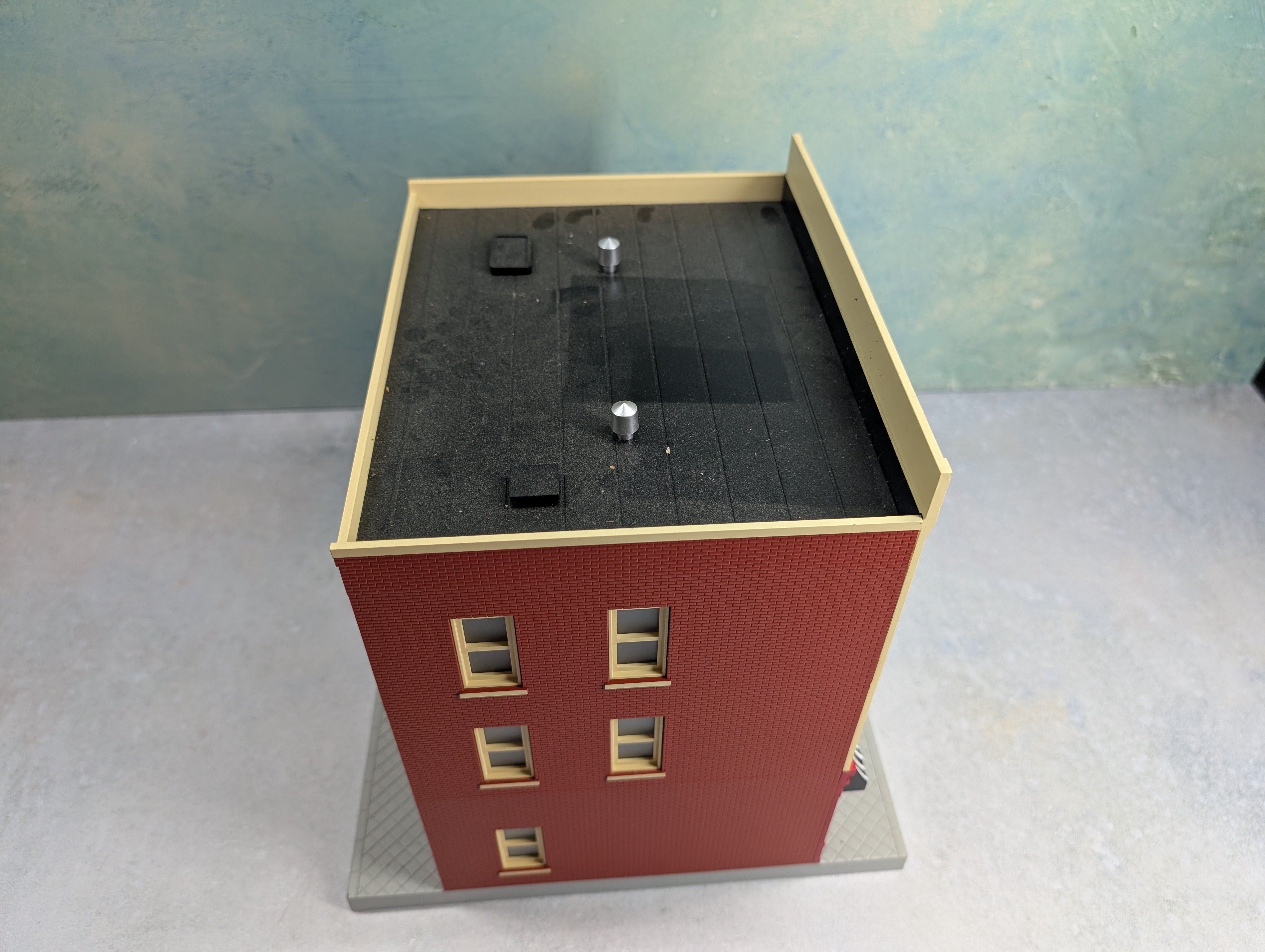 USED MTH O Cook, Books & Hyde Tax Accountants Building