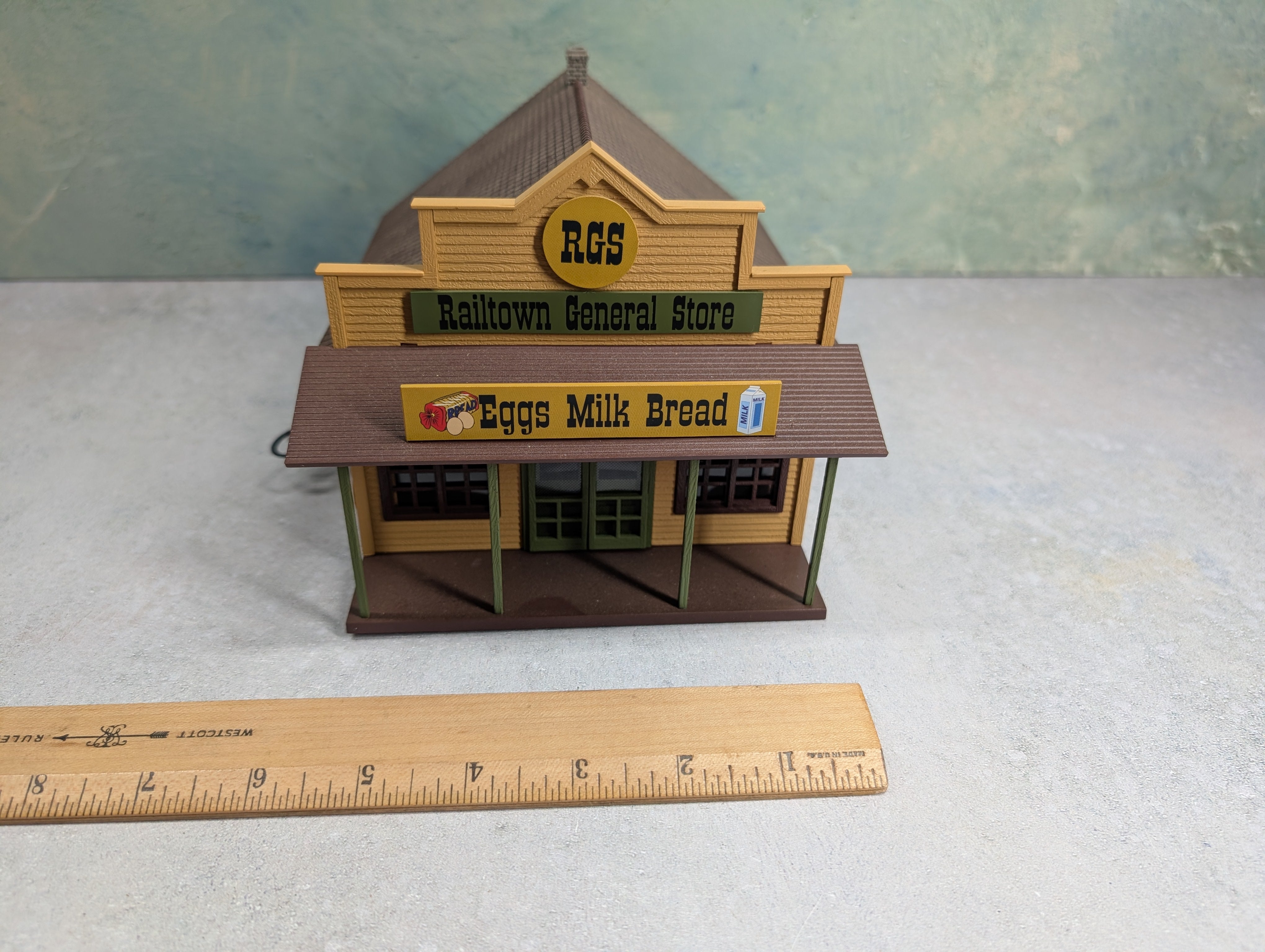 USED MTH O Railtown General Store, Eggs, Milk, Bread