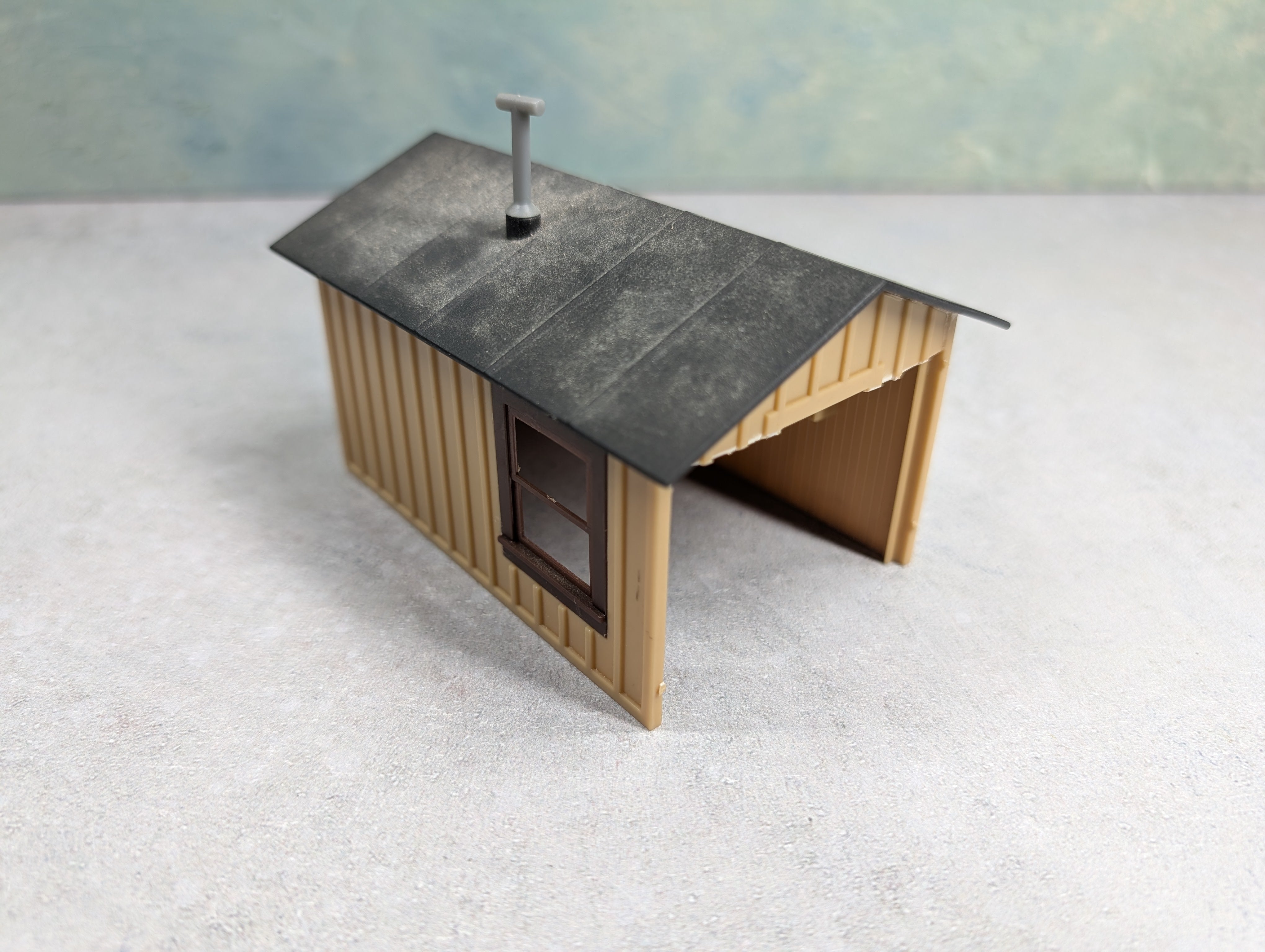 USED O Open Garage Building