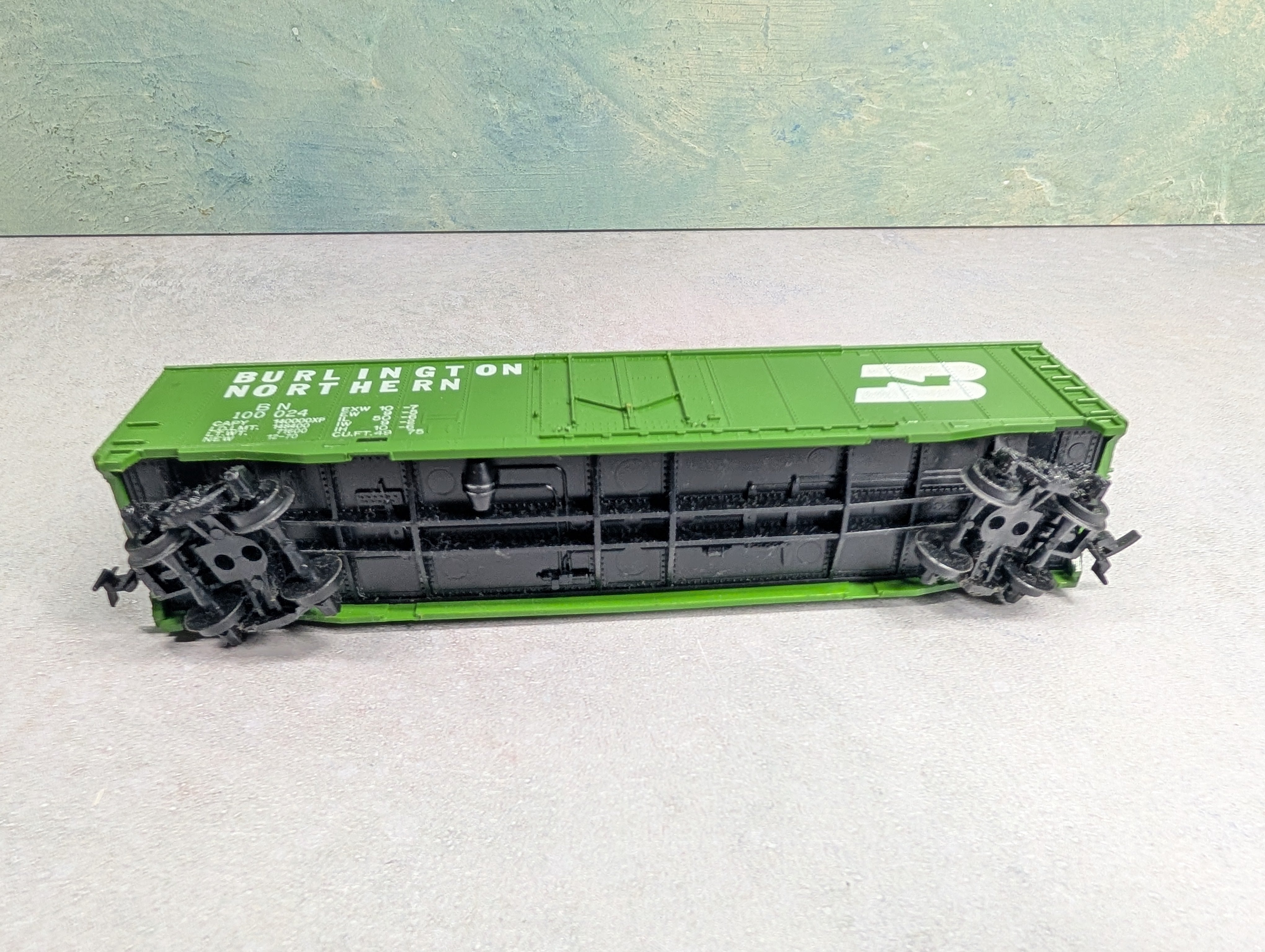 USED Tyco HO Scale 50' Box Car Burlington Northern BN #100024