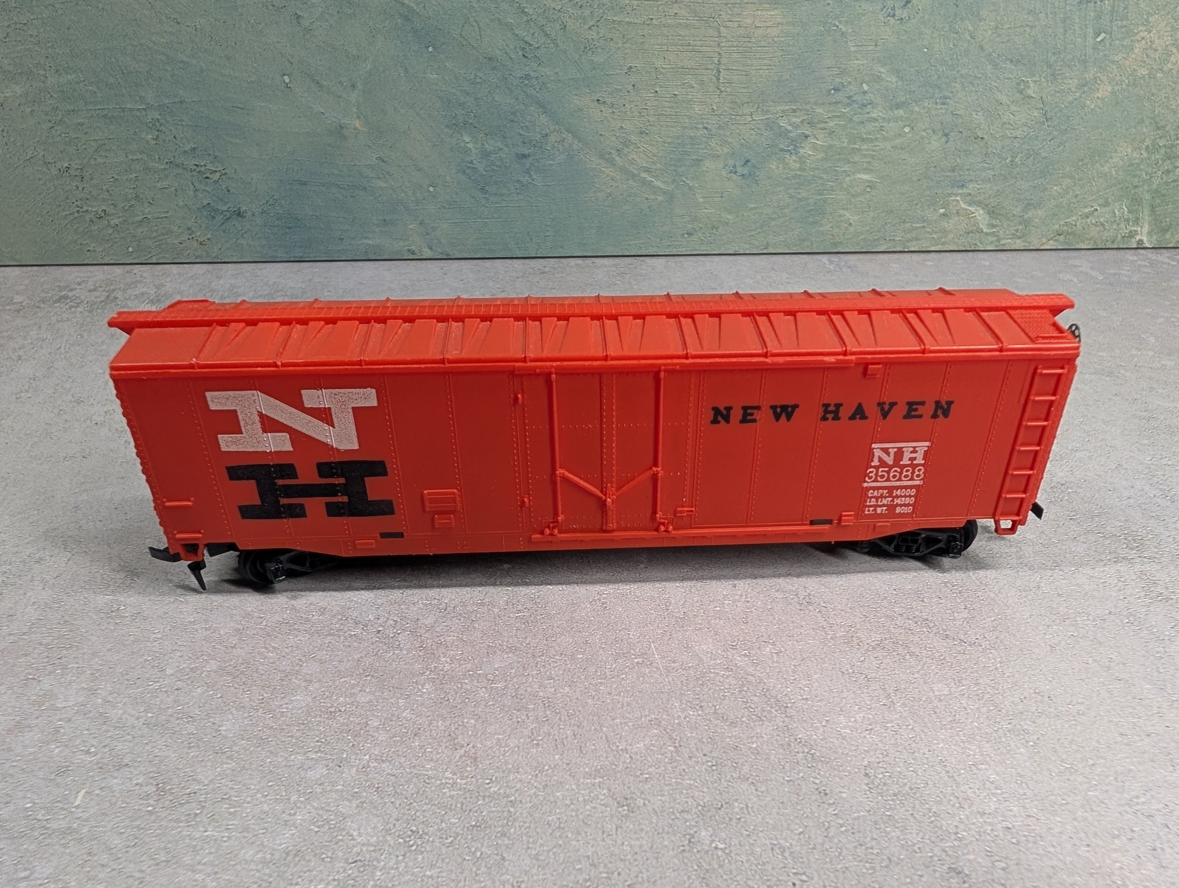 USED Tyco HO Scale 50' Box Car New Haven NH #35688