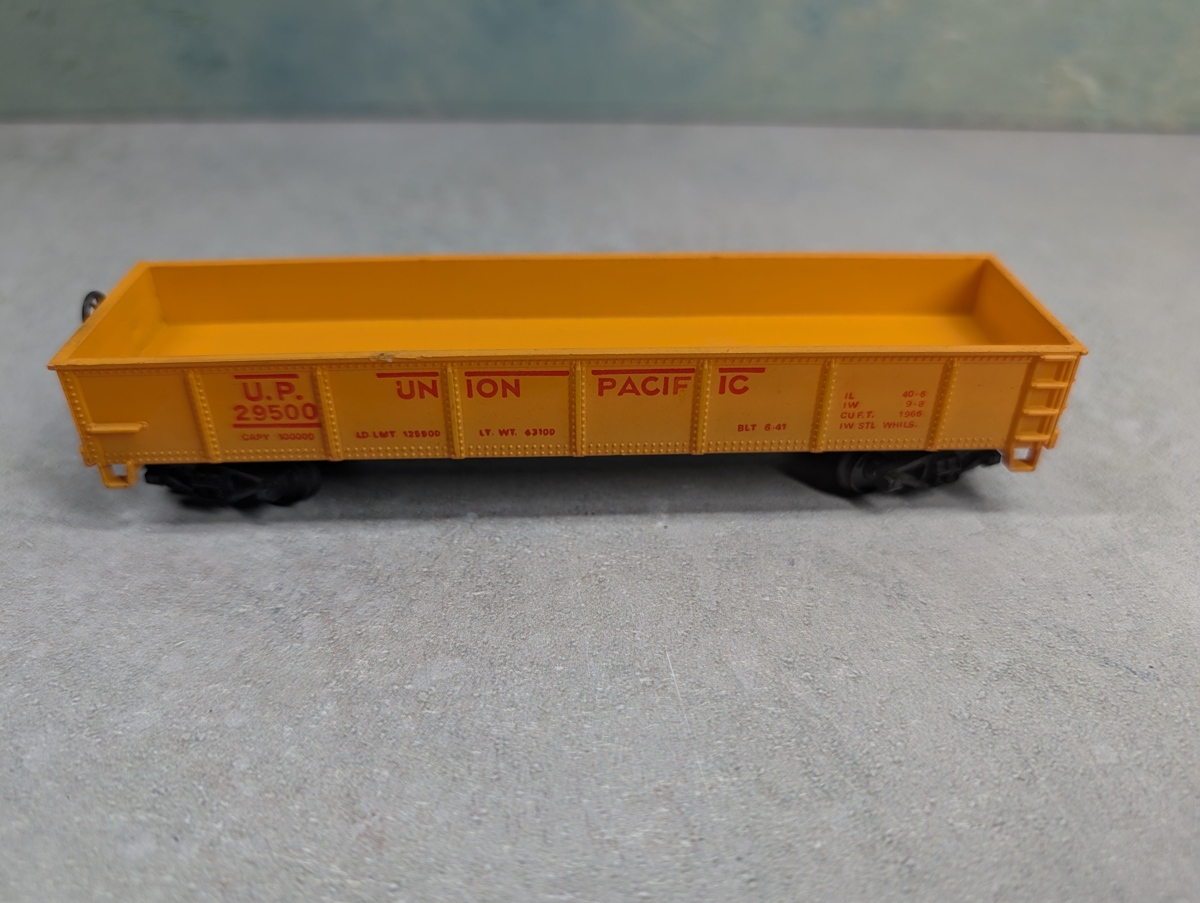USED HO Scale Gondola Union Pacific UP #29500