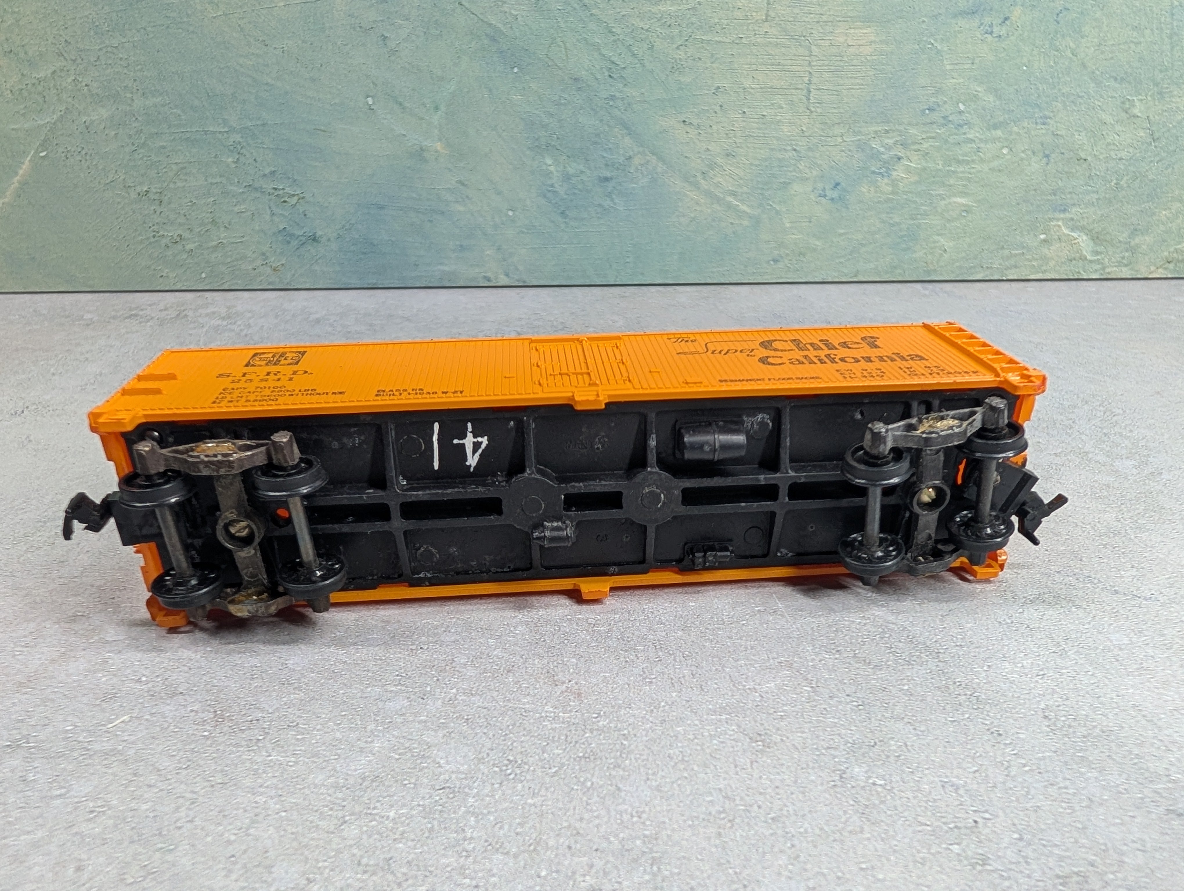 USED Mantua HO Scale 40' Box Car Santa Fe SFRD #25841