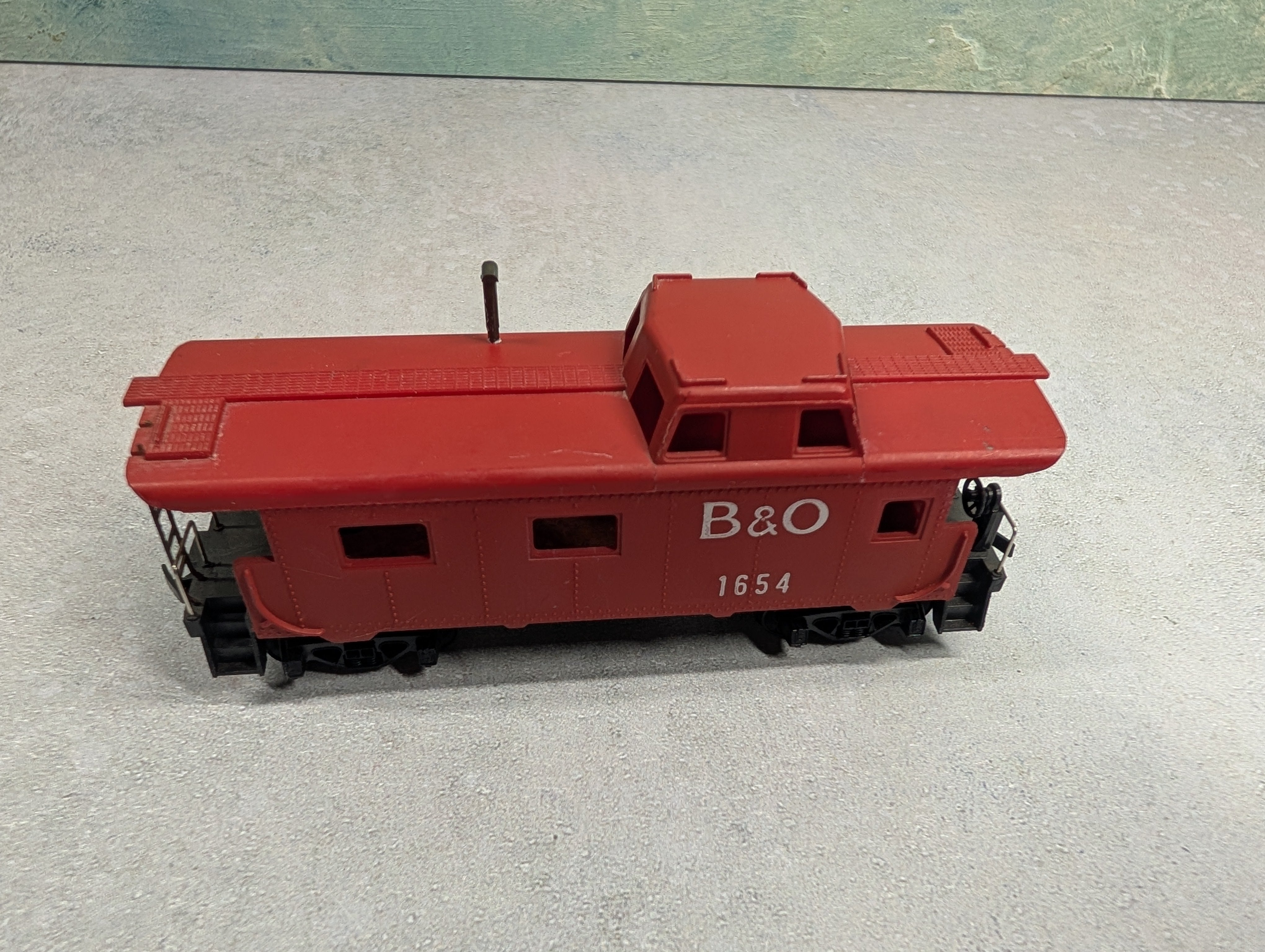 USED HO Scale Caboose Baltimore and Ohio B&O #1654